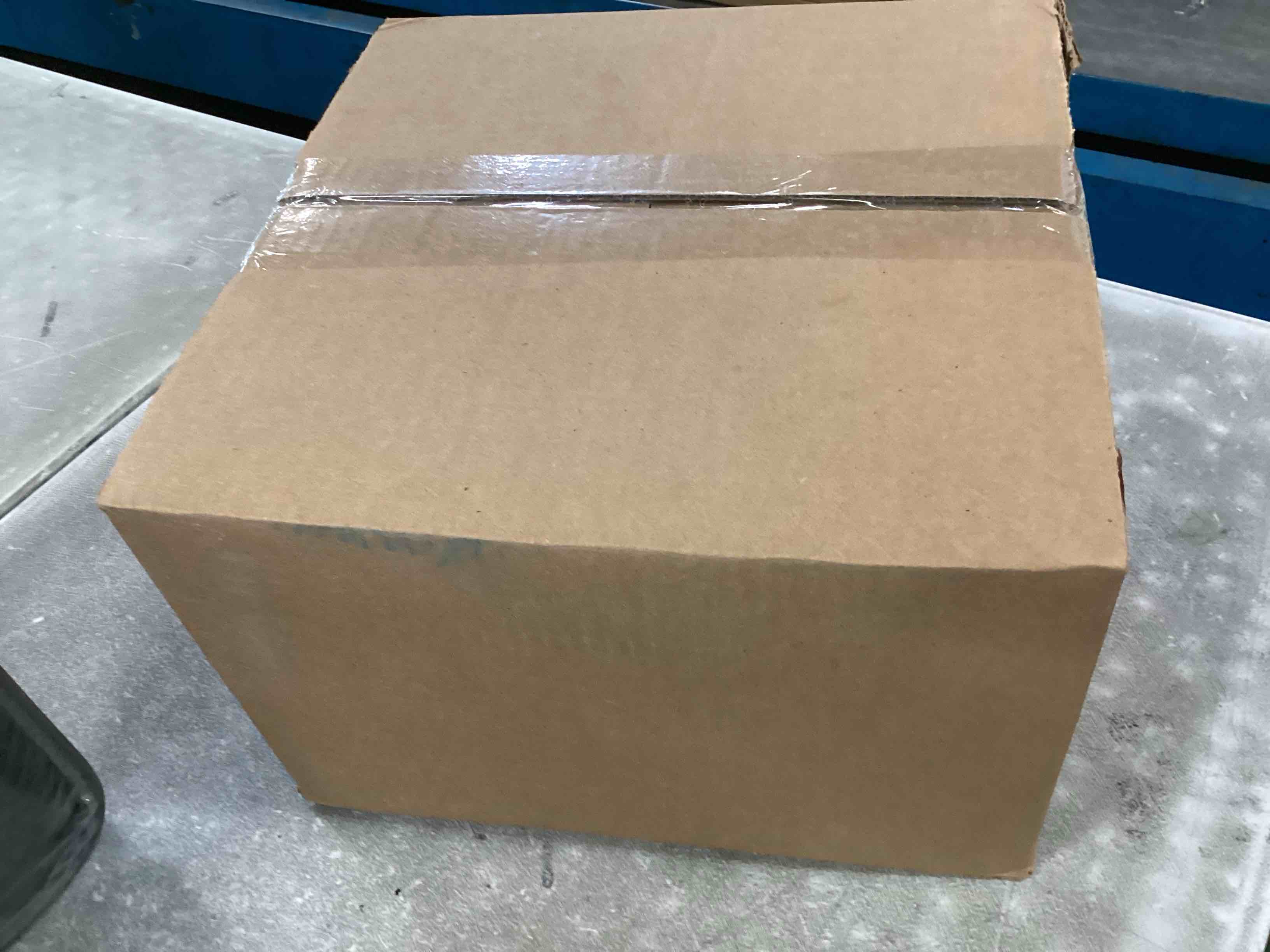https://s3.amazonaws.com/lotting-images-prod/bidfta/RED6863784_1720715693461.jpeg