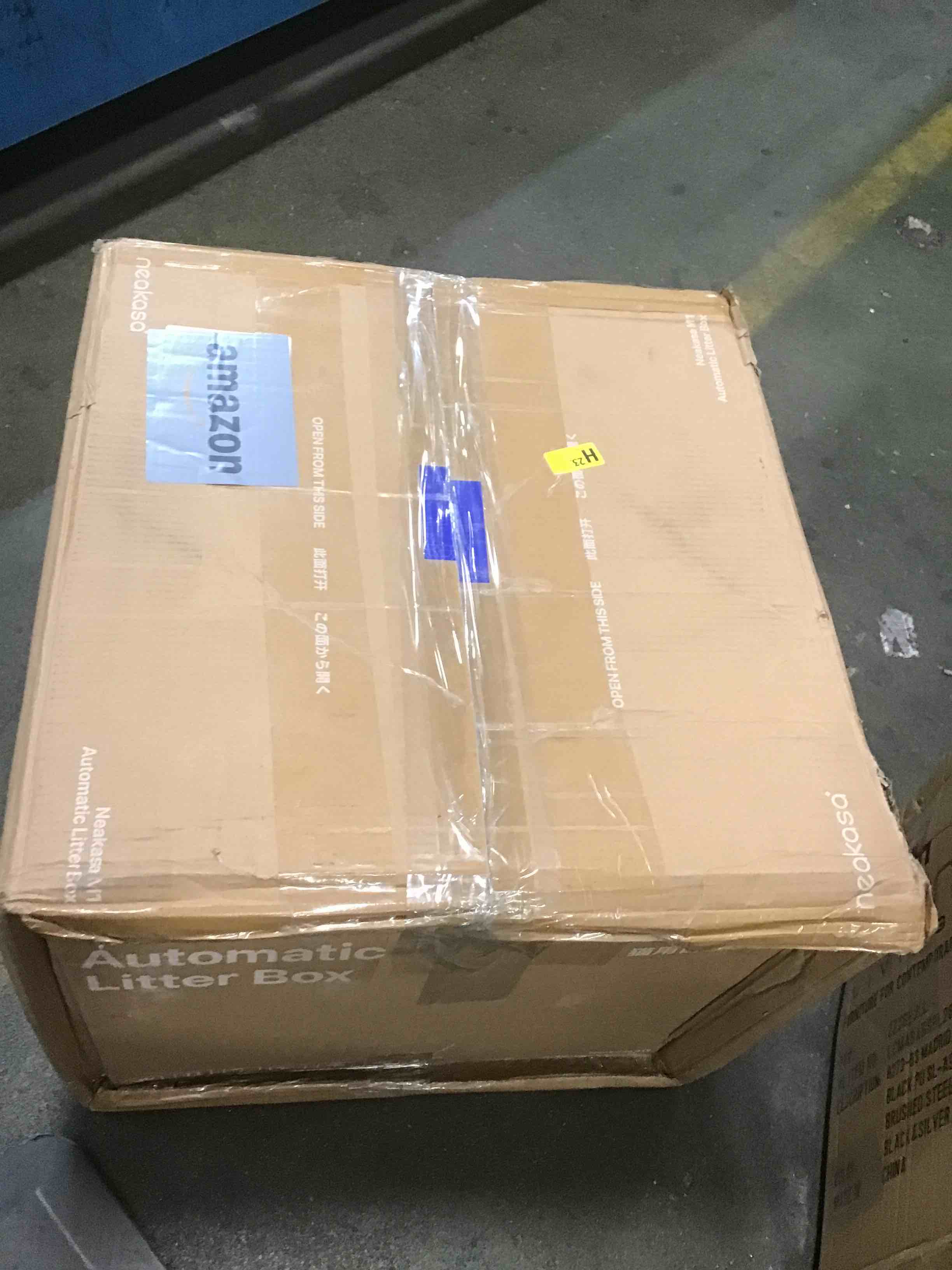 https://s3.amazonaws.com/lotting-images-prod/bidfta/RED6865108_1720545969140.jpeg