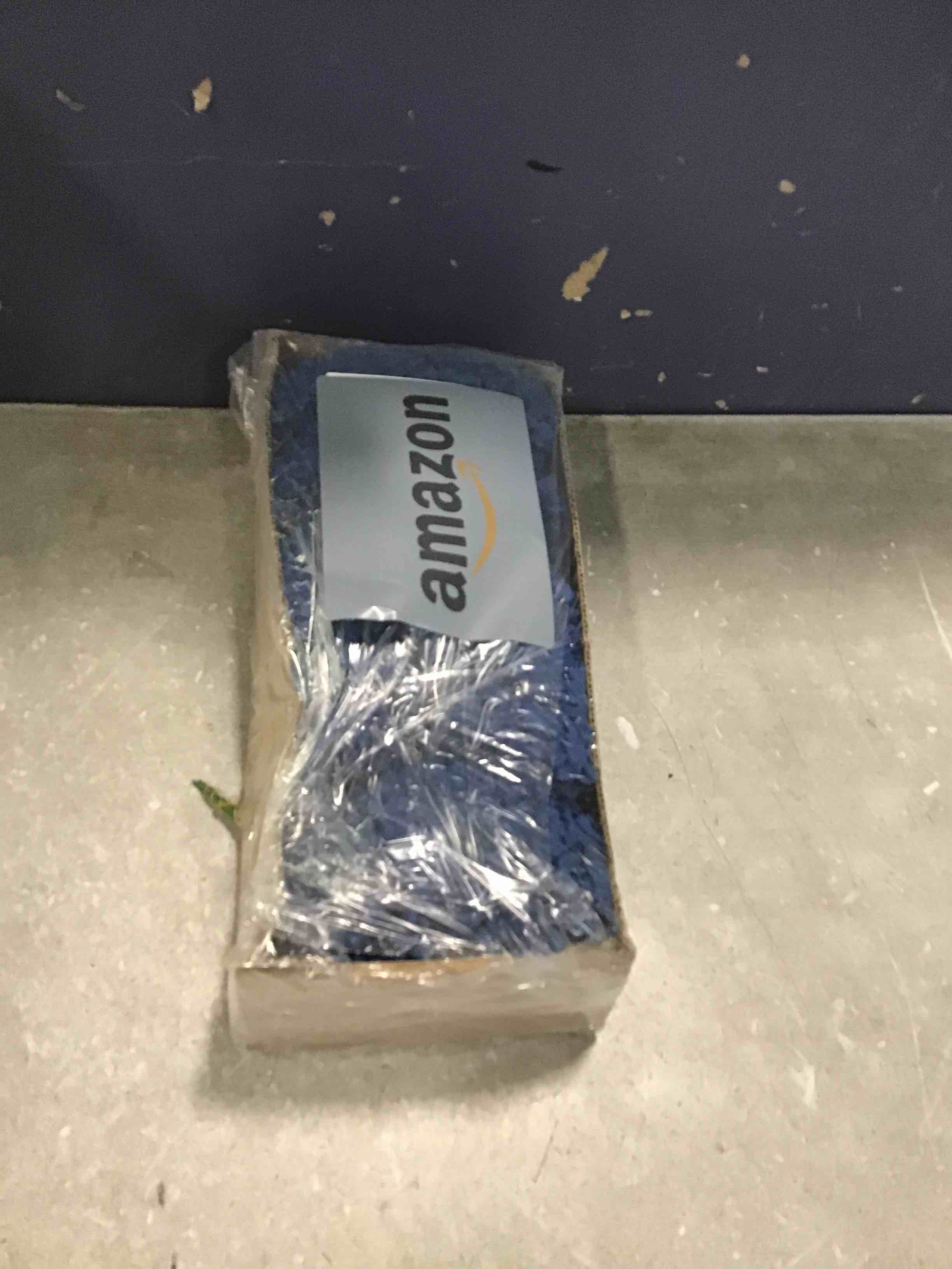 https://s3.amazonaws.com/lotting-images-prod/bidfta/RED6865514_1720722769180.jpeg