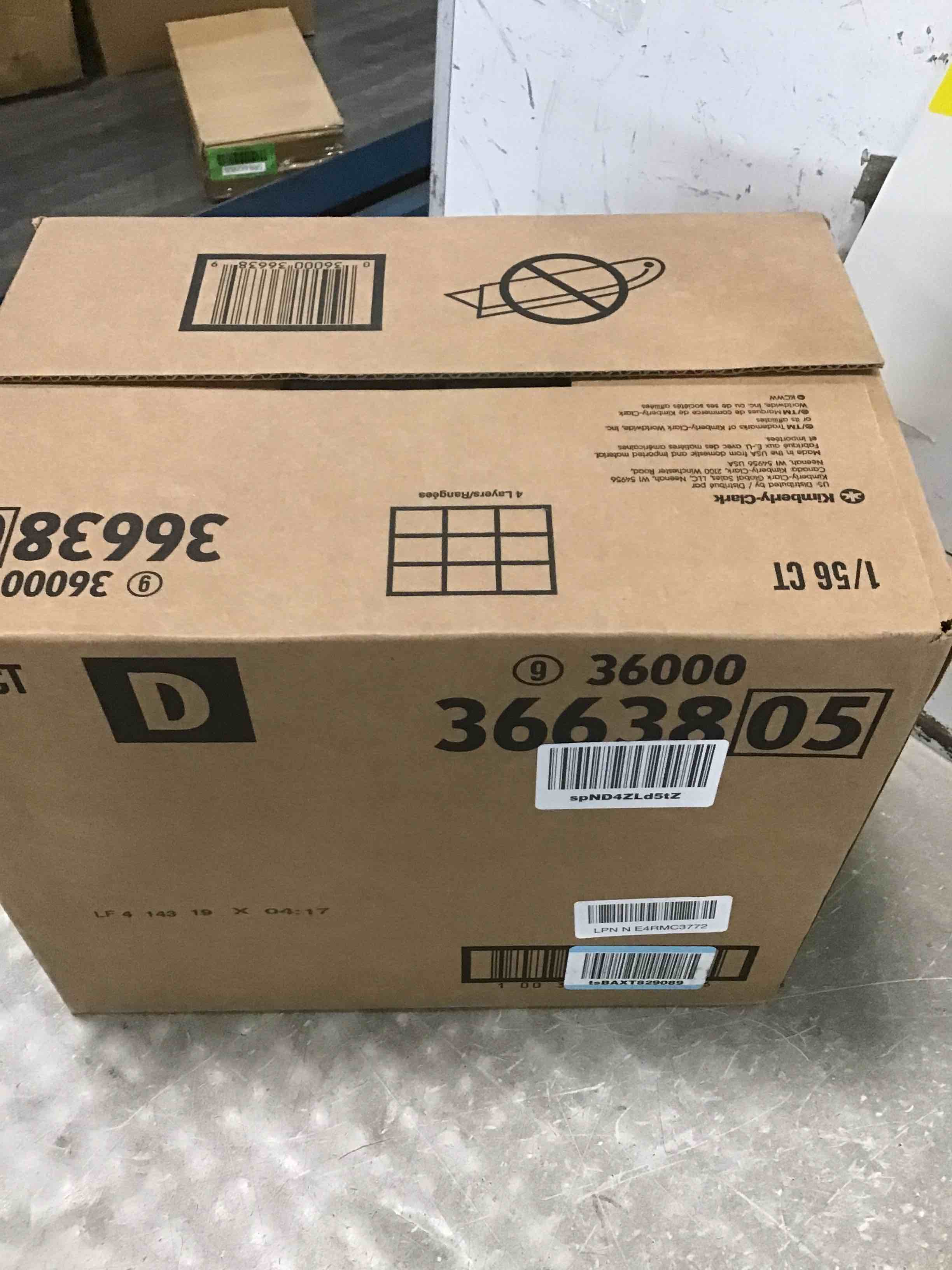 https://s3.amazonaws.com/lotting-images-prod/bidfta/RED6865703_1720787090040.jpeg