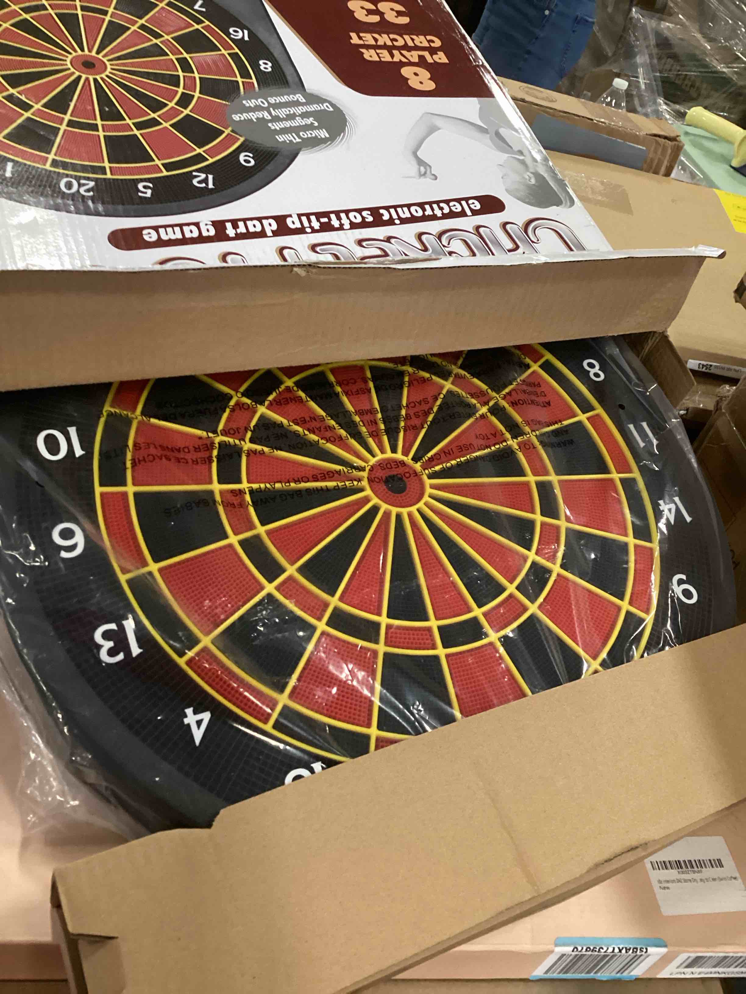 https://s3.amazonaws.com/lotting-images-prod/bidfta/RED6867327_1722520204055.jpeg