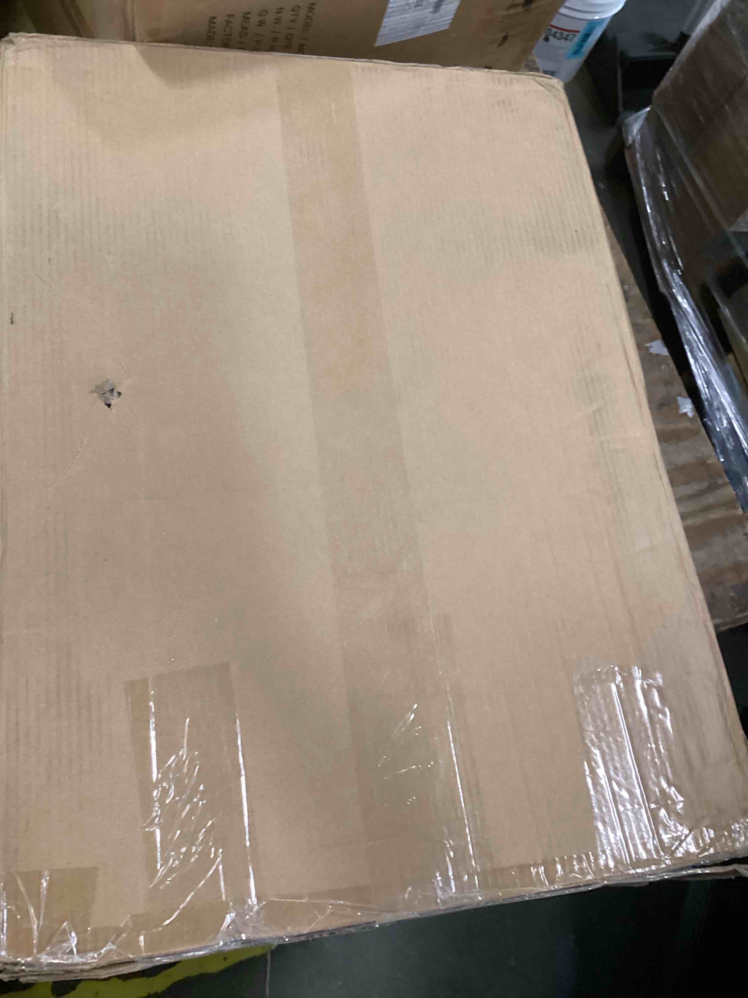 https://s3.amazonaws.com/lotting-images-prod/bidfta/RED6867356_1722526106939.jpeg