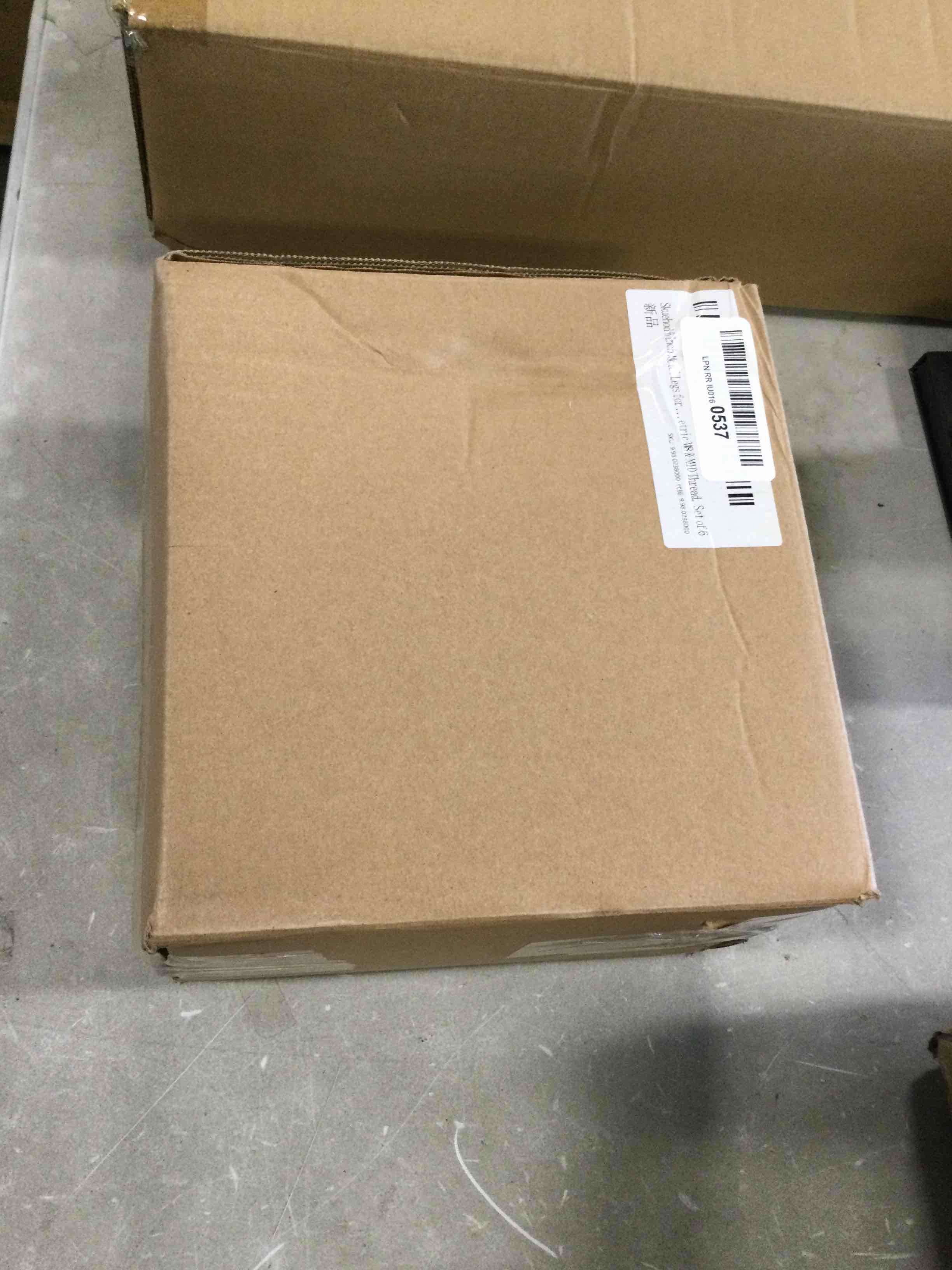 https://s3.amazonaws.com/lotting-images-prod/bidfta/RED6867688_1719580081218.jpeg