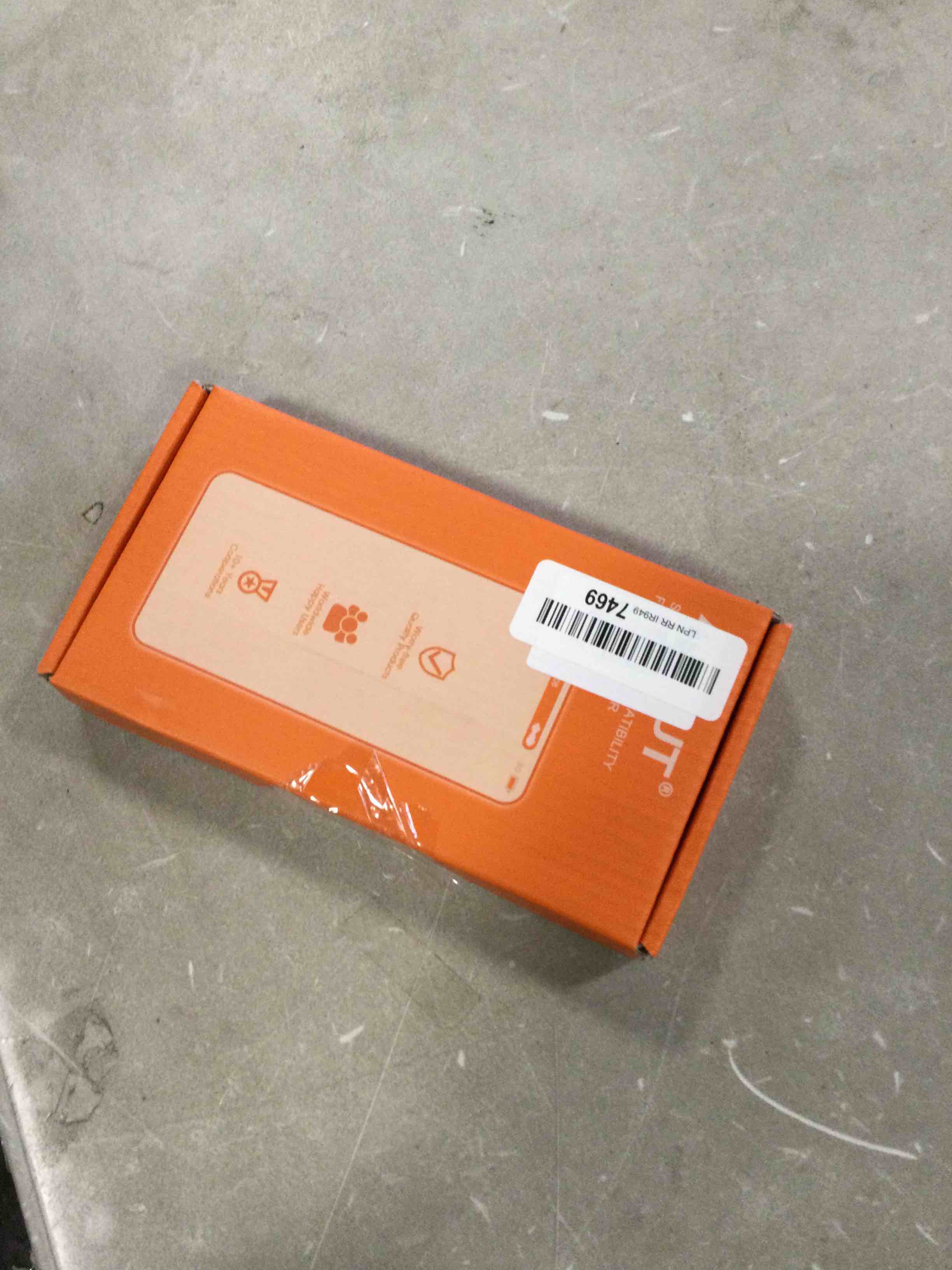 https://s3.amazonaws.com/lotting-images-prod/bidfta/RED6867697_1719580969117.jpeg