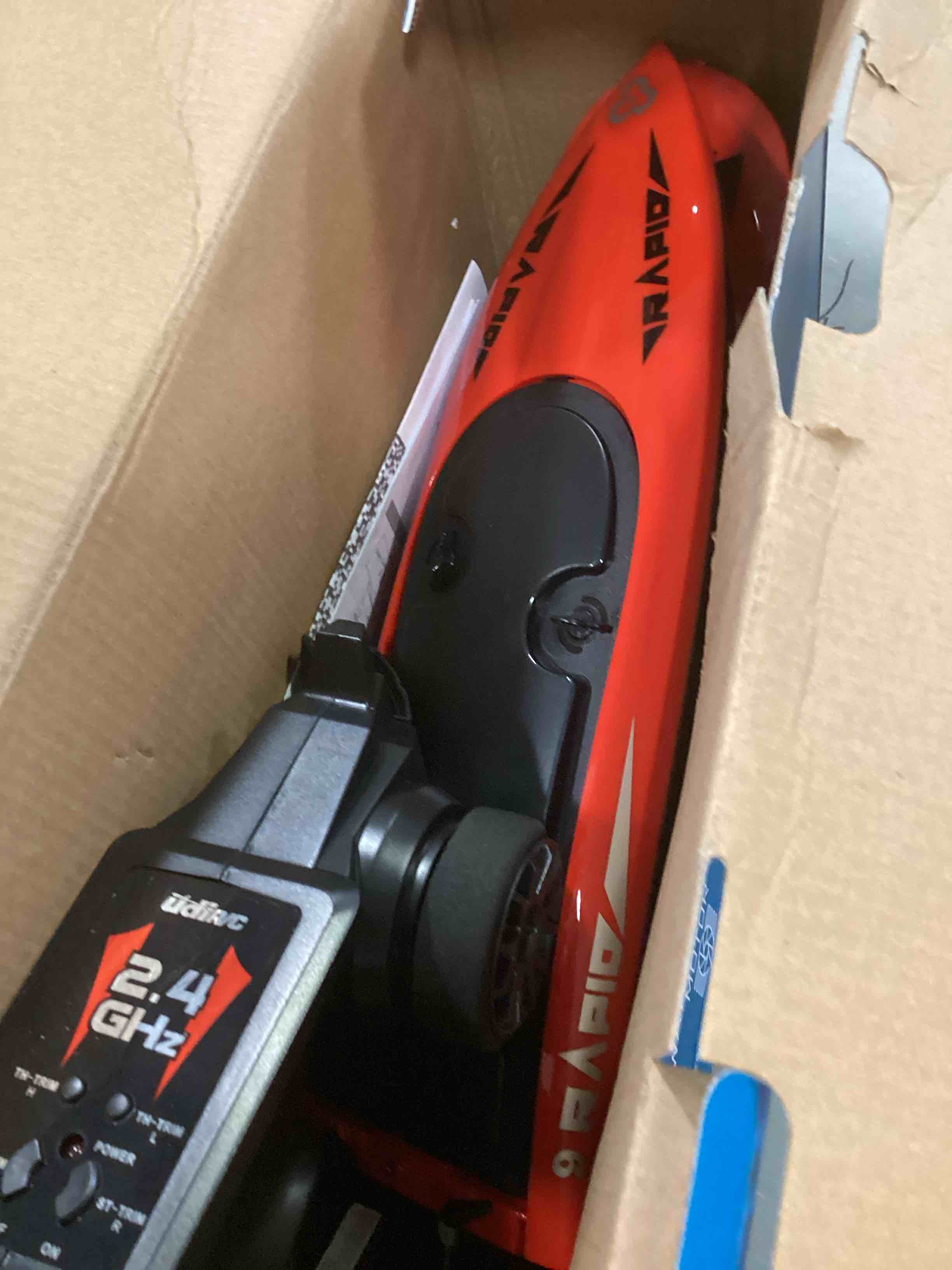 https://s3.amazonaws.com/lotting-images-prod/bidfta/RED6867879_1719602614255.jpeg