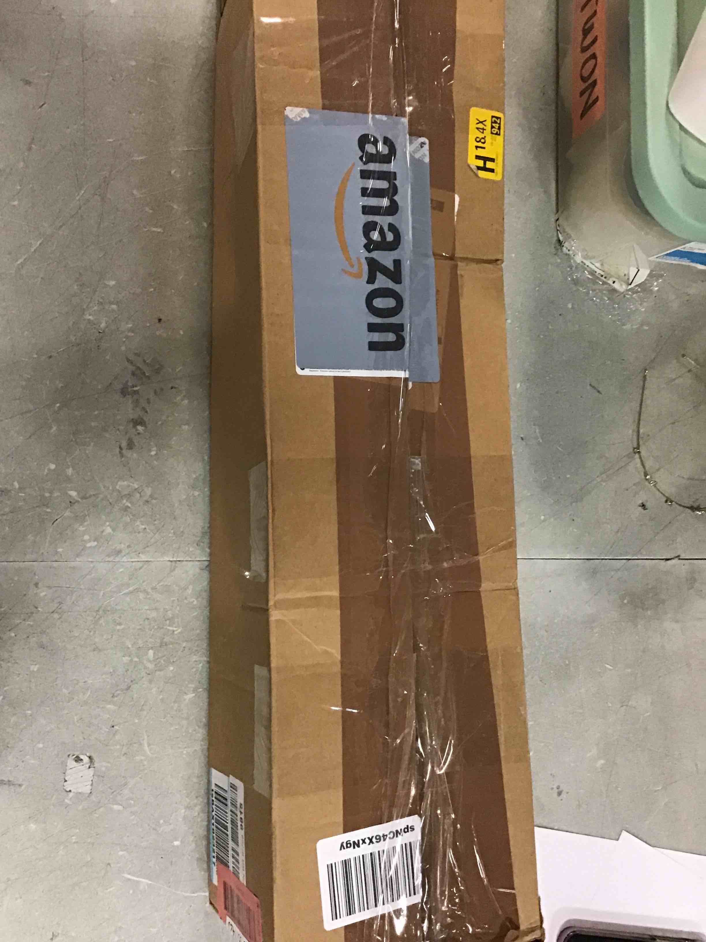 https://s3.amazonaws.com/lotting-images-prod/bidfta/RED6871423_1721190826307.jpeg
