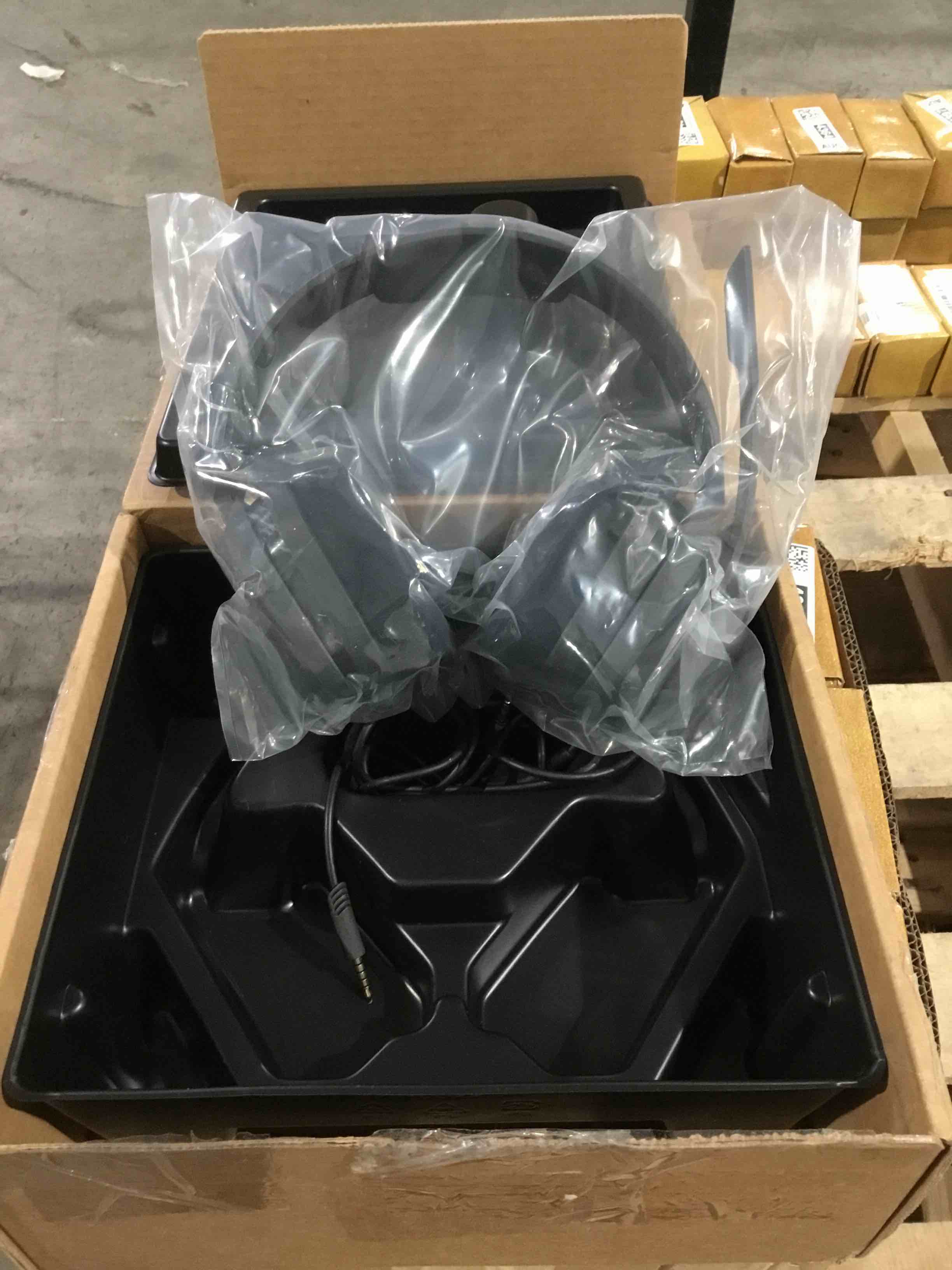 Condition photo showing Good Condition for Logitech Astro A10 939-001509 Wired Over-The-Head Stereo Gaming Headset, Blue/Gray (939001509)