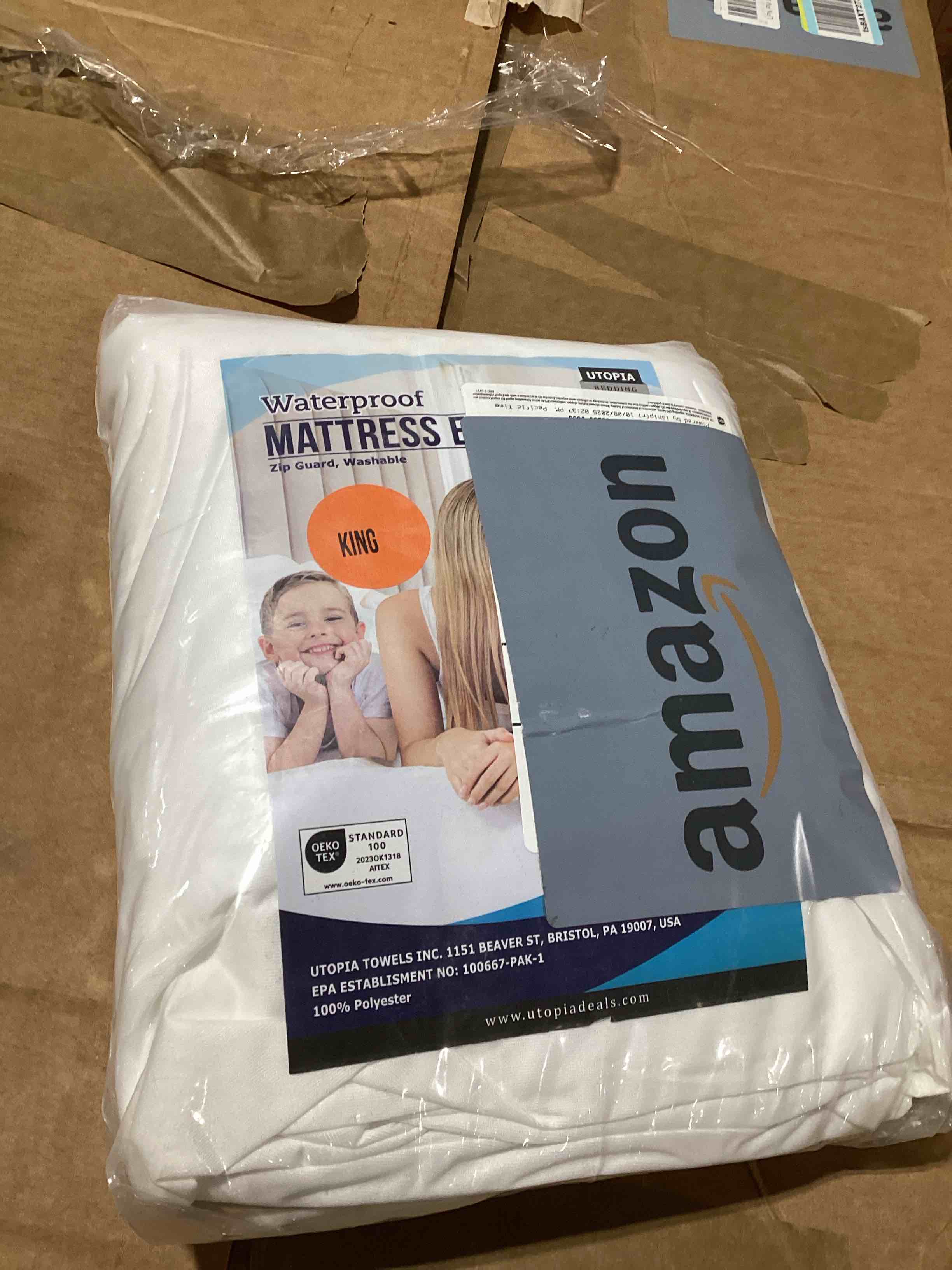 Utopia Bedding Waterproof Mattress Protector King Size, Zippered Mattress Encasement Bed Bug and Dust Mite Proof, Absorbent Six-Sided Mattress Cover