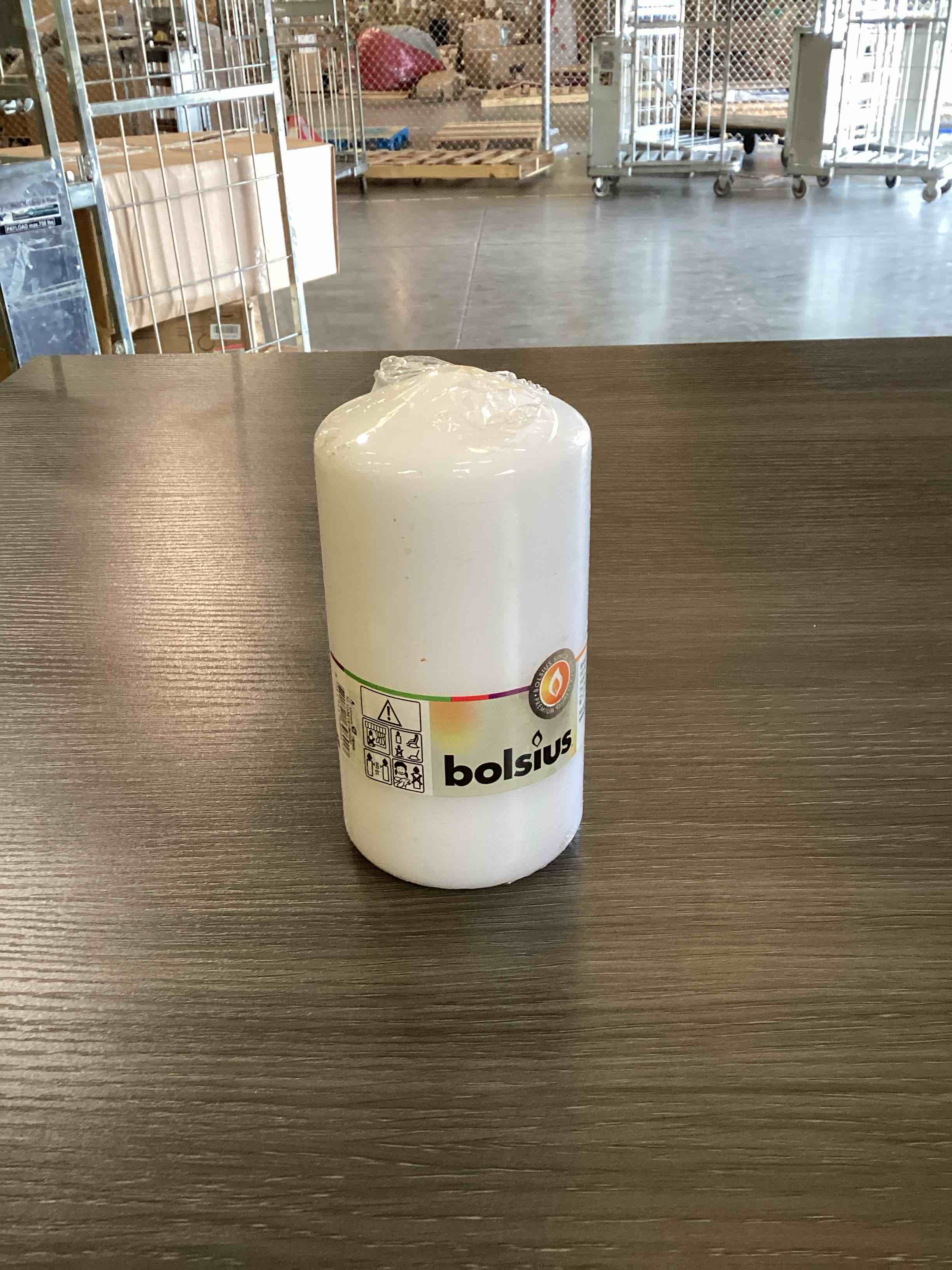 Condition photo showing Good Condition for White  non scented candle 