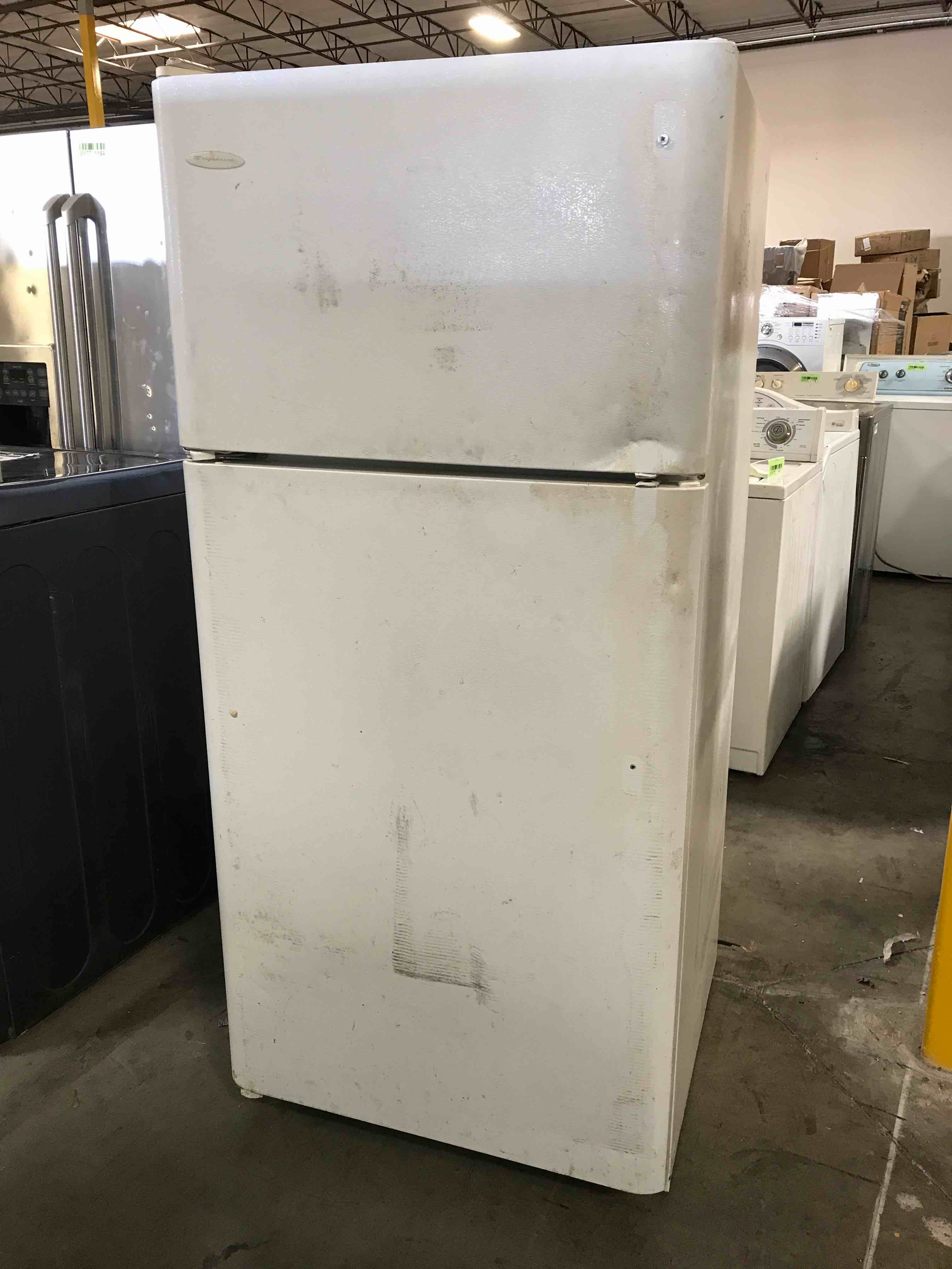Frigidaire FRT18HB5DW6