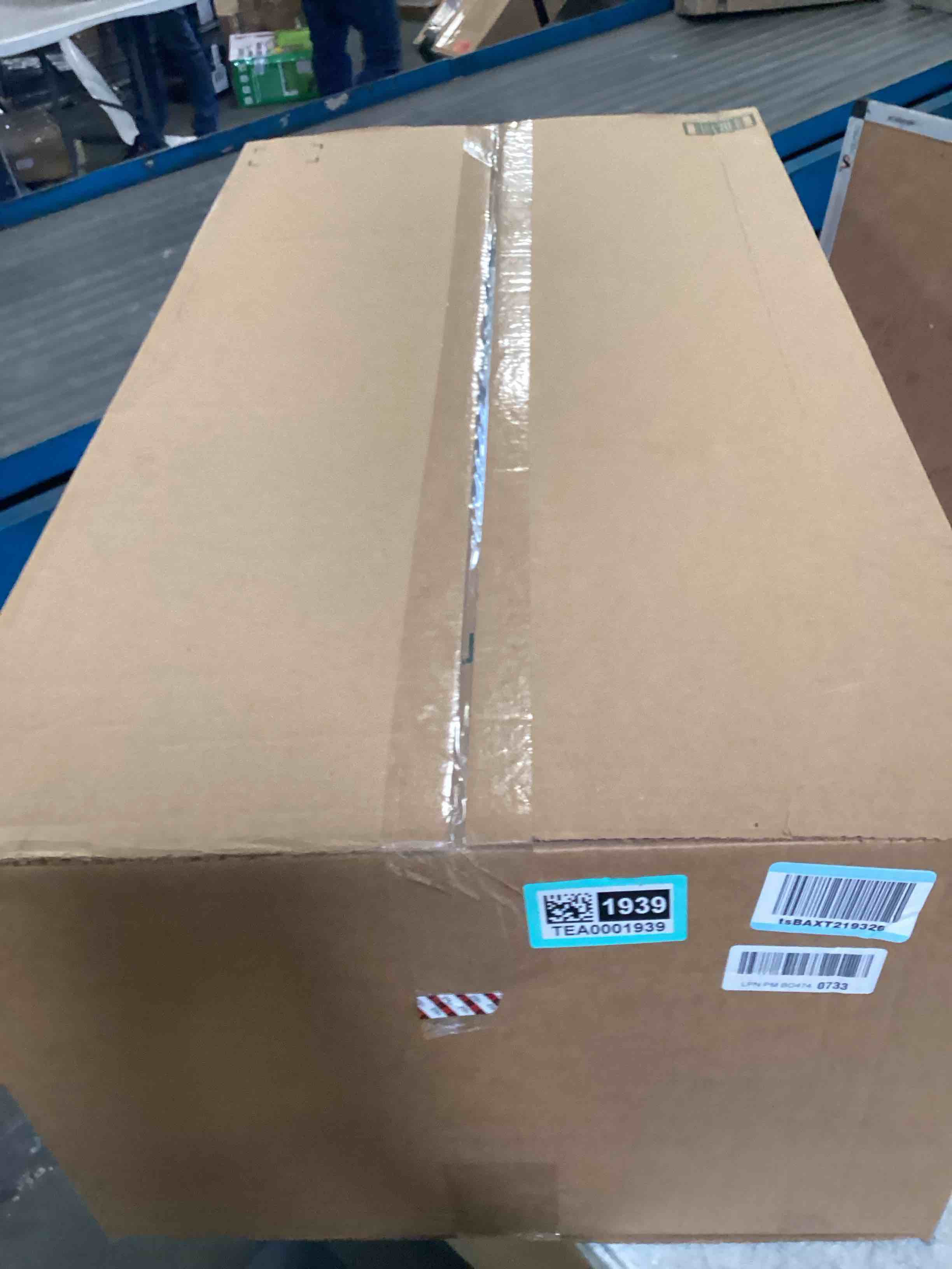 https://s3.amazonaws.com/lotting-images-prod/bidfta/TEA0001939_1723051717883.jpeg