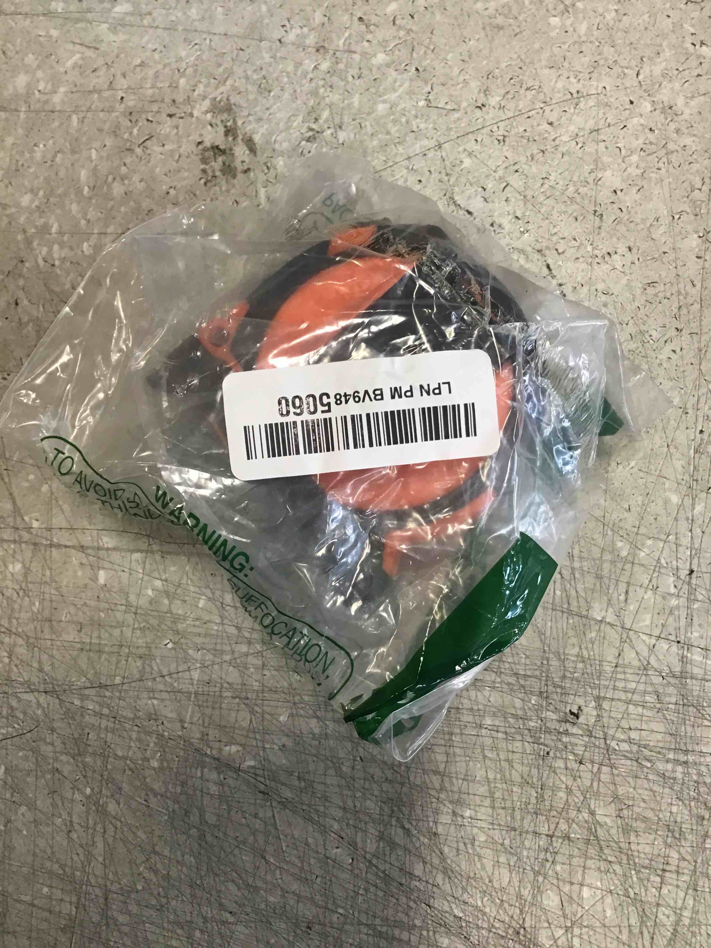 https://s3.amazonaws.com/lotting-images-prod/bidfta/TEA0003132_1723576885236.jpeg