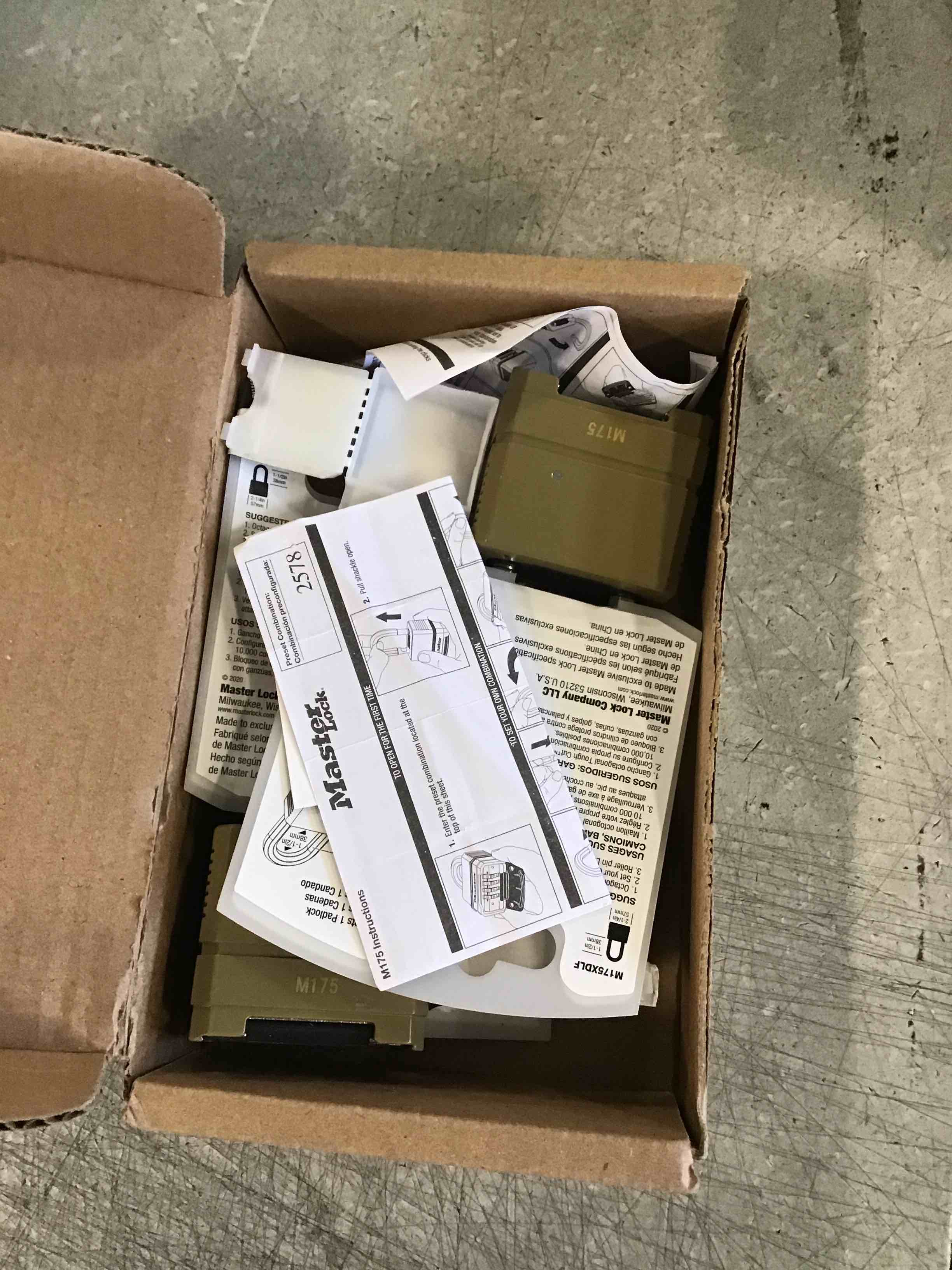 https://s3.amazonaws.com/lotting-images-prod/bidfta/TEA0003282_1723643317428.jpeg