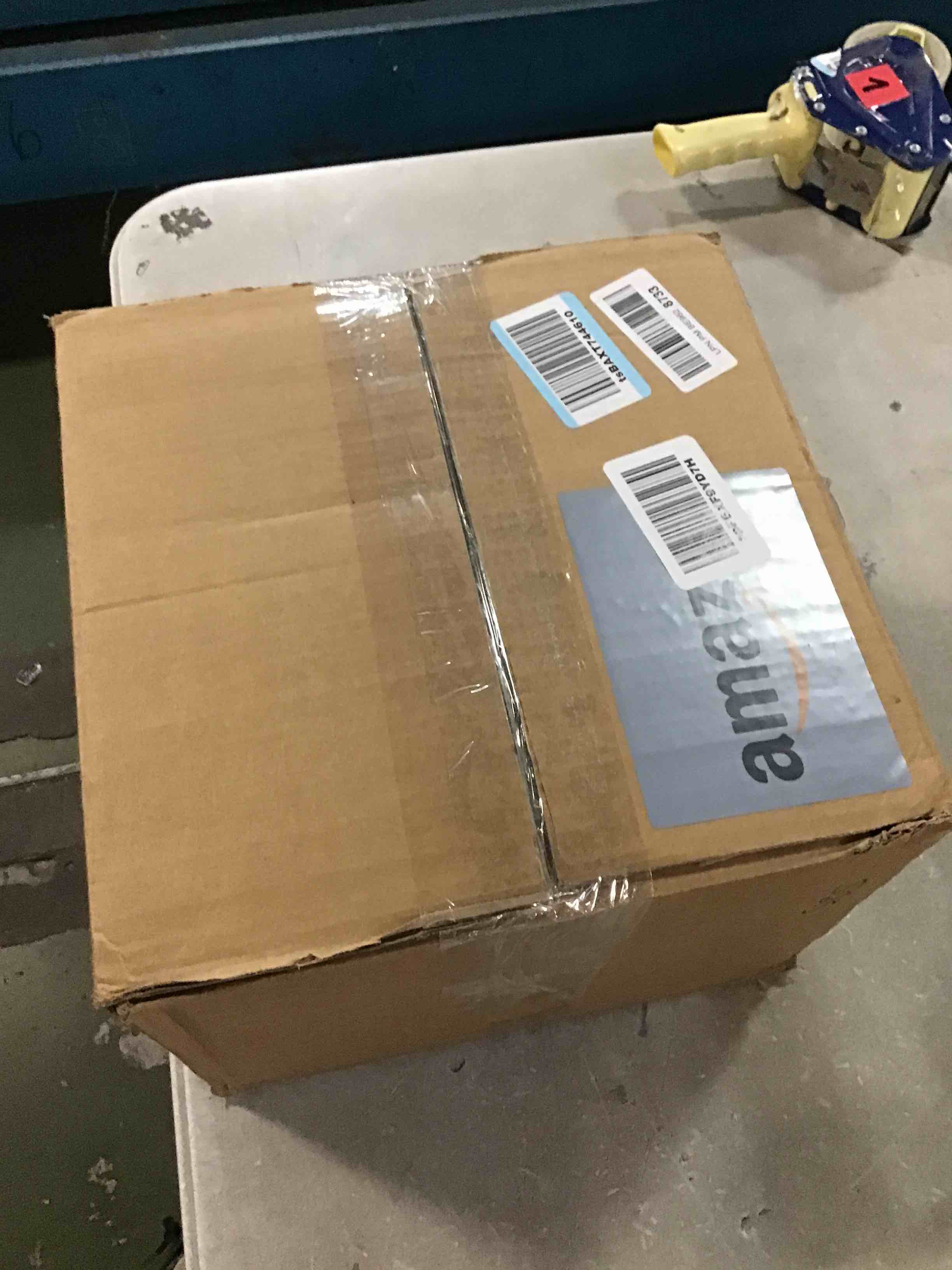 https://s3.amazonaws.com/lotting-images-prod/bidfta/TEA0005530_1723843818372.jpeg