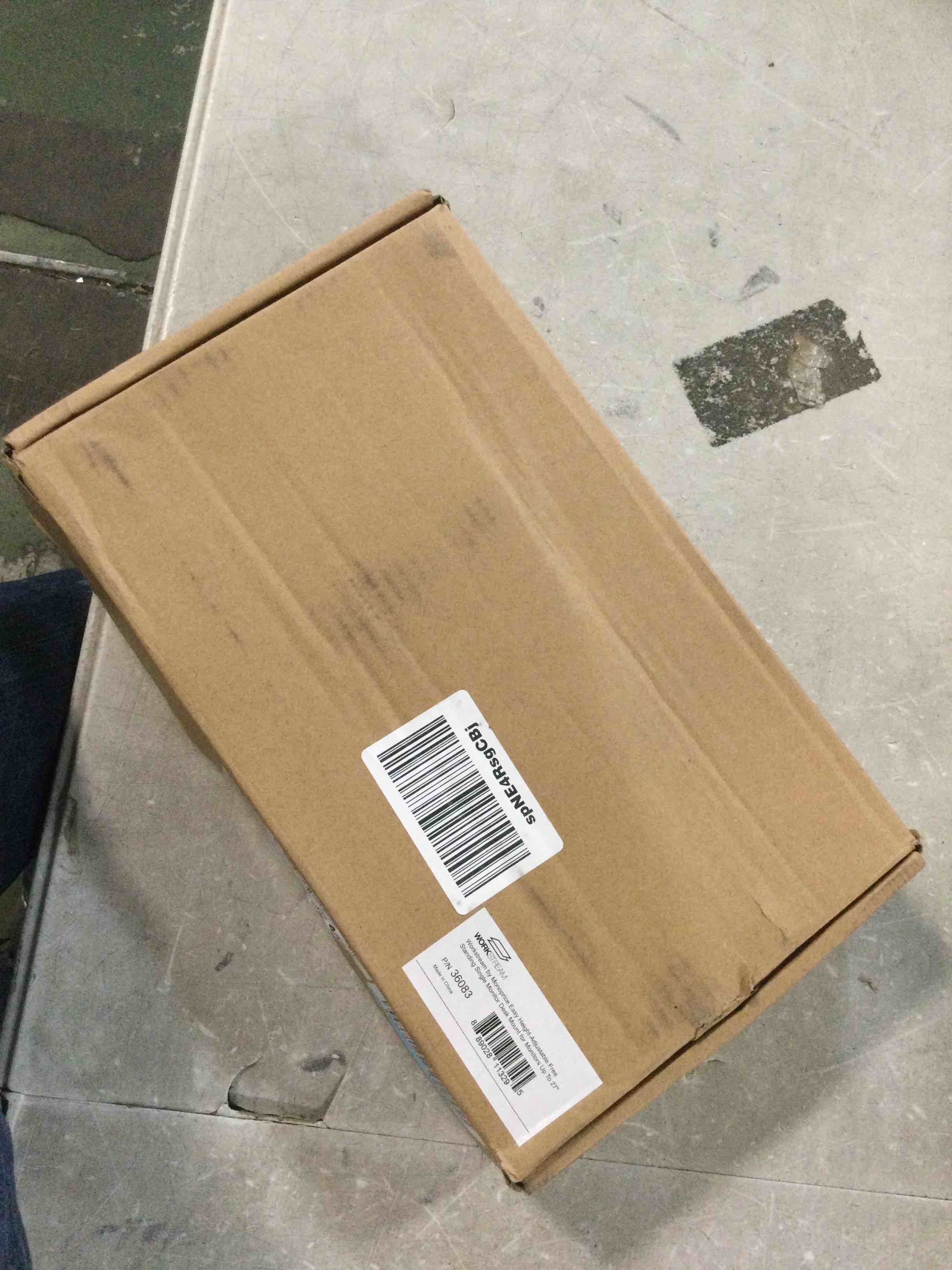 https://s3.amazonaws.com/lotting-images-prod/bidfta/TEA0005723_1723242840786.jpeg