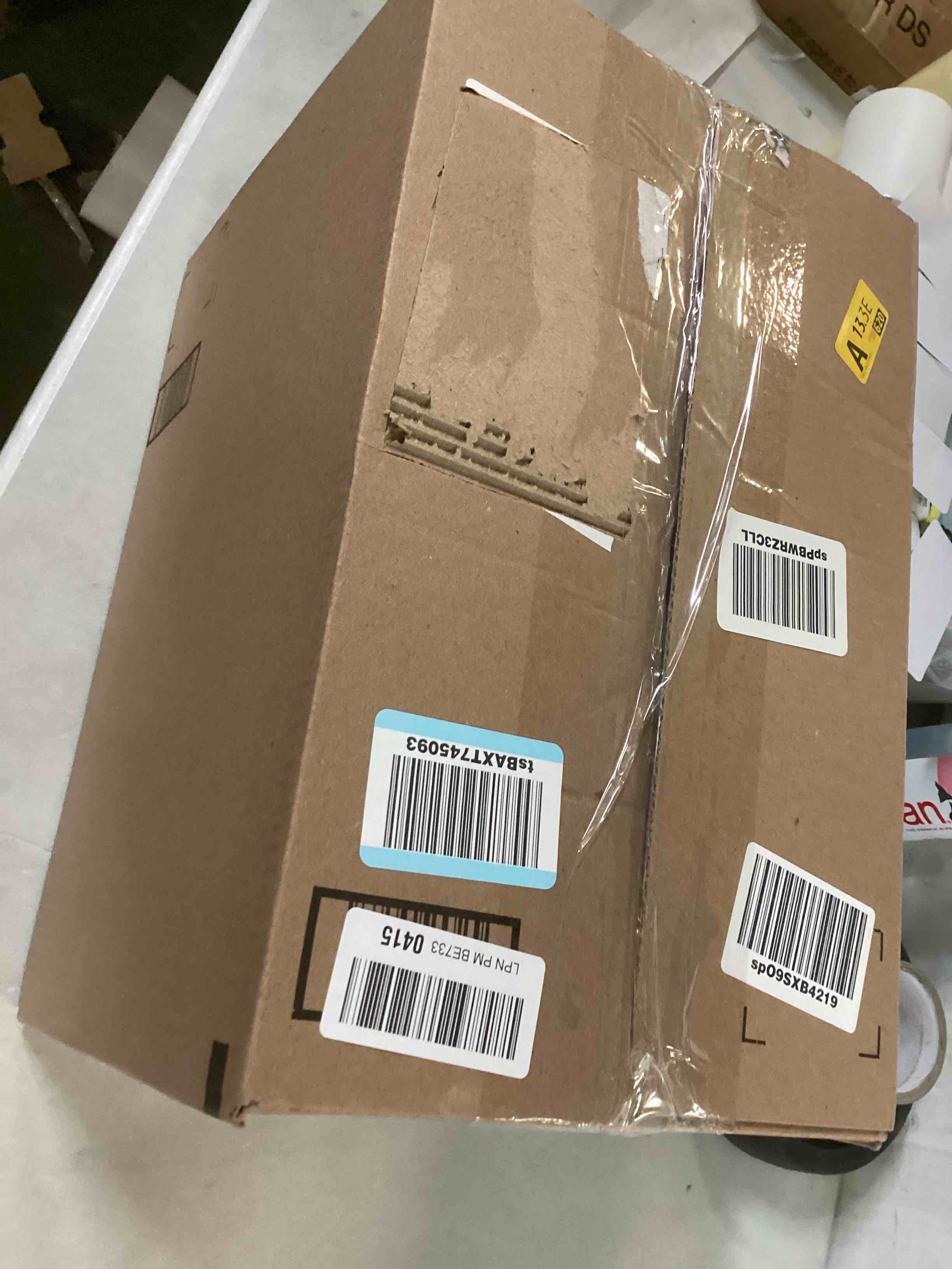 https://s3.amazonaws.com/lotting-images-prod/bidfta/TEA0006316_1723831824181.jpeg