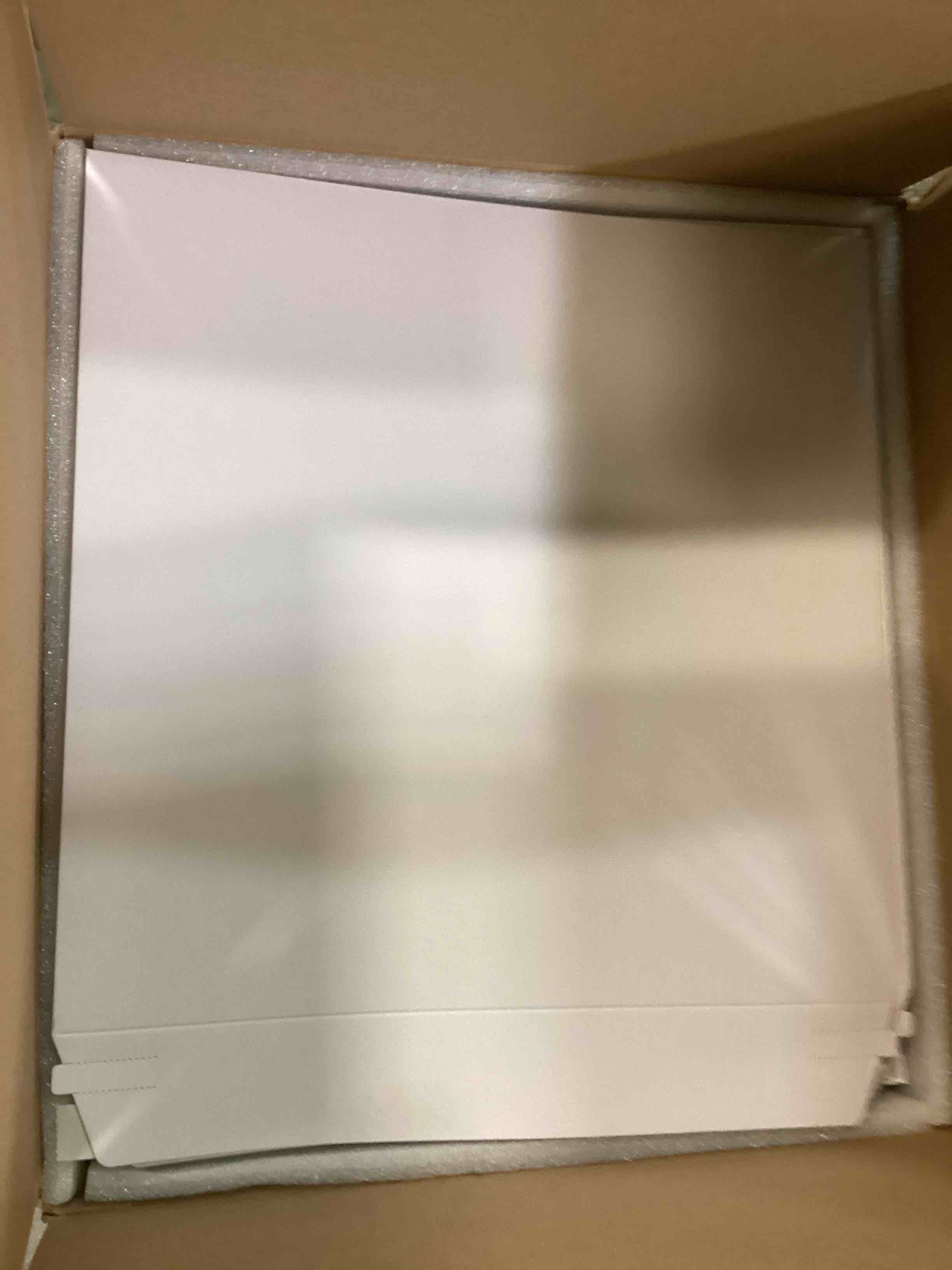 https://s3.amazonaws.com/lotting-images-prod/bidfta/TEA0006850_1723650115574.jpeg