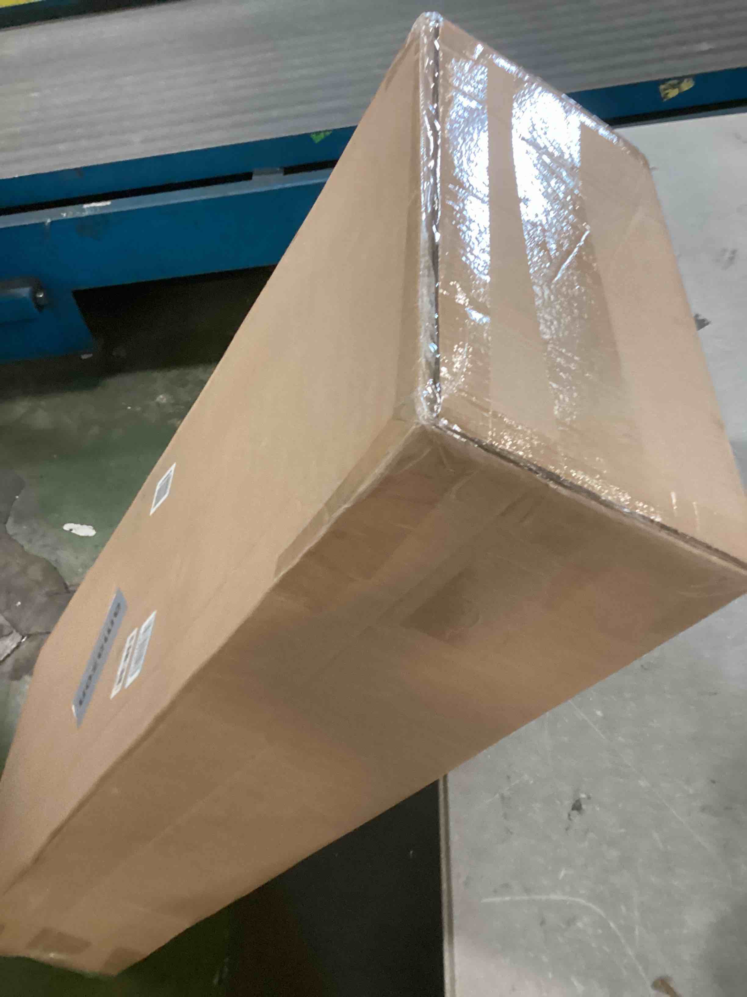 https://s3.amazonaws.com/lotting-images-prod/bidfta/TEA0006961_1723637786288.jpeg