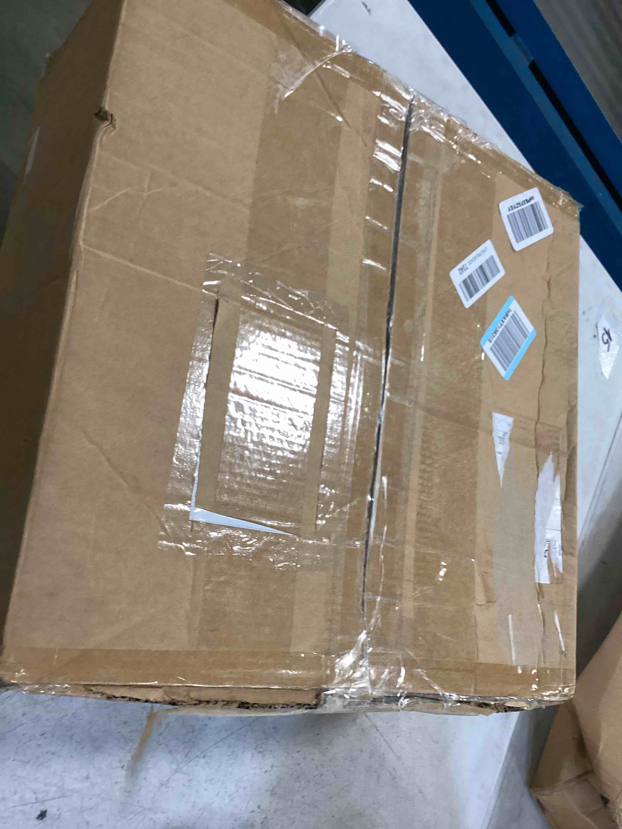 https://s3.amazonaws.com/lotting-images-prod/bidfta/TEA0007850_1723134057470.jpeg