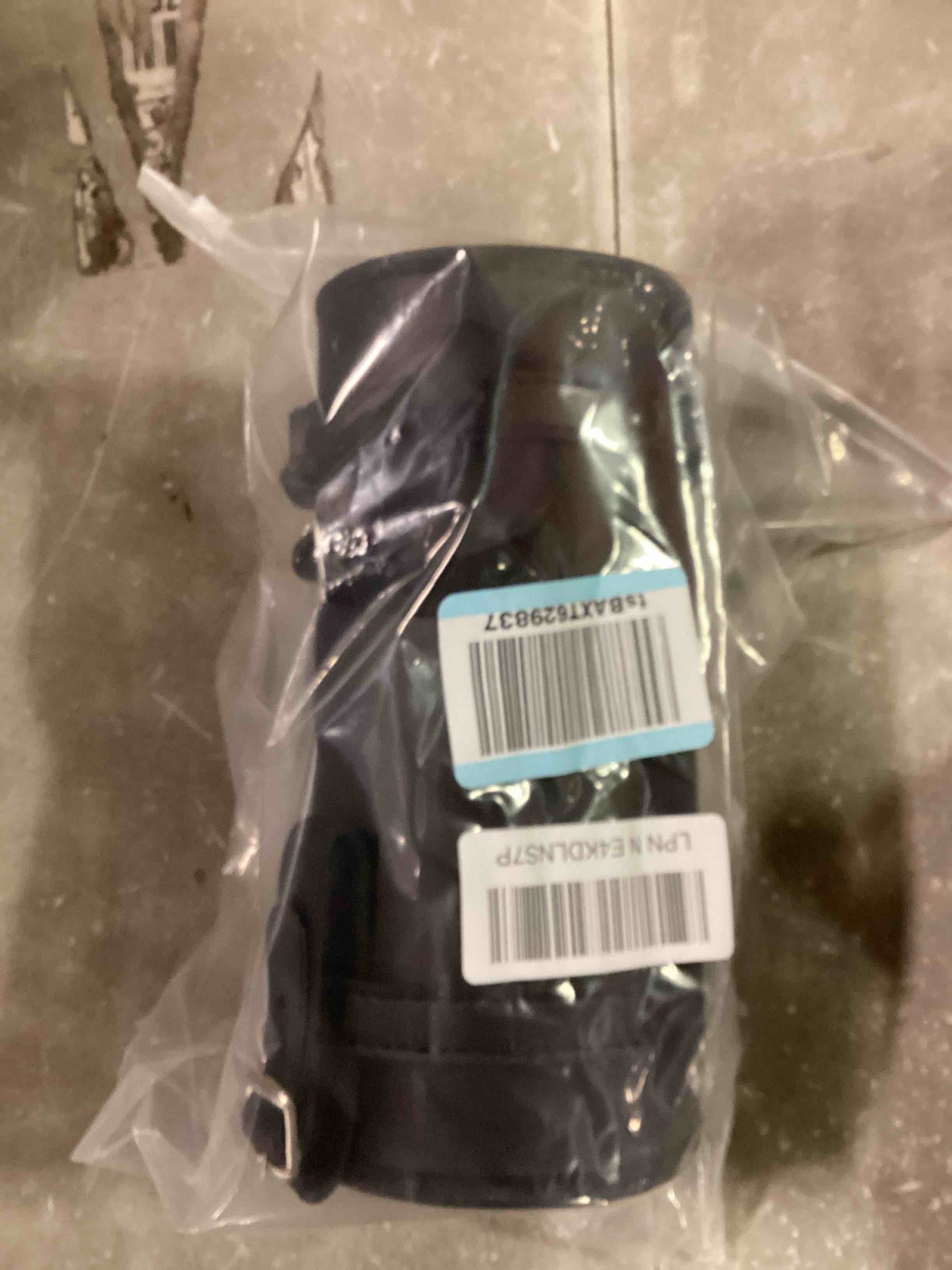 https://s3.amazonaws.com/lotting-images-prod/bidfta/TEA0008968_1724676513767.jpeg
