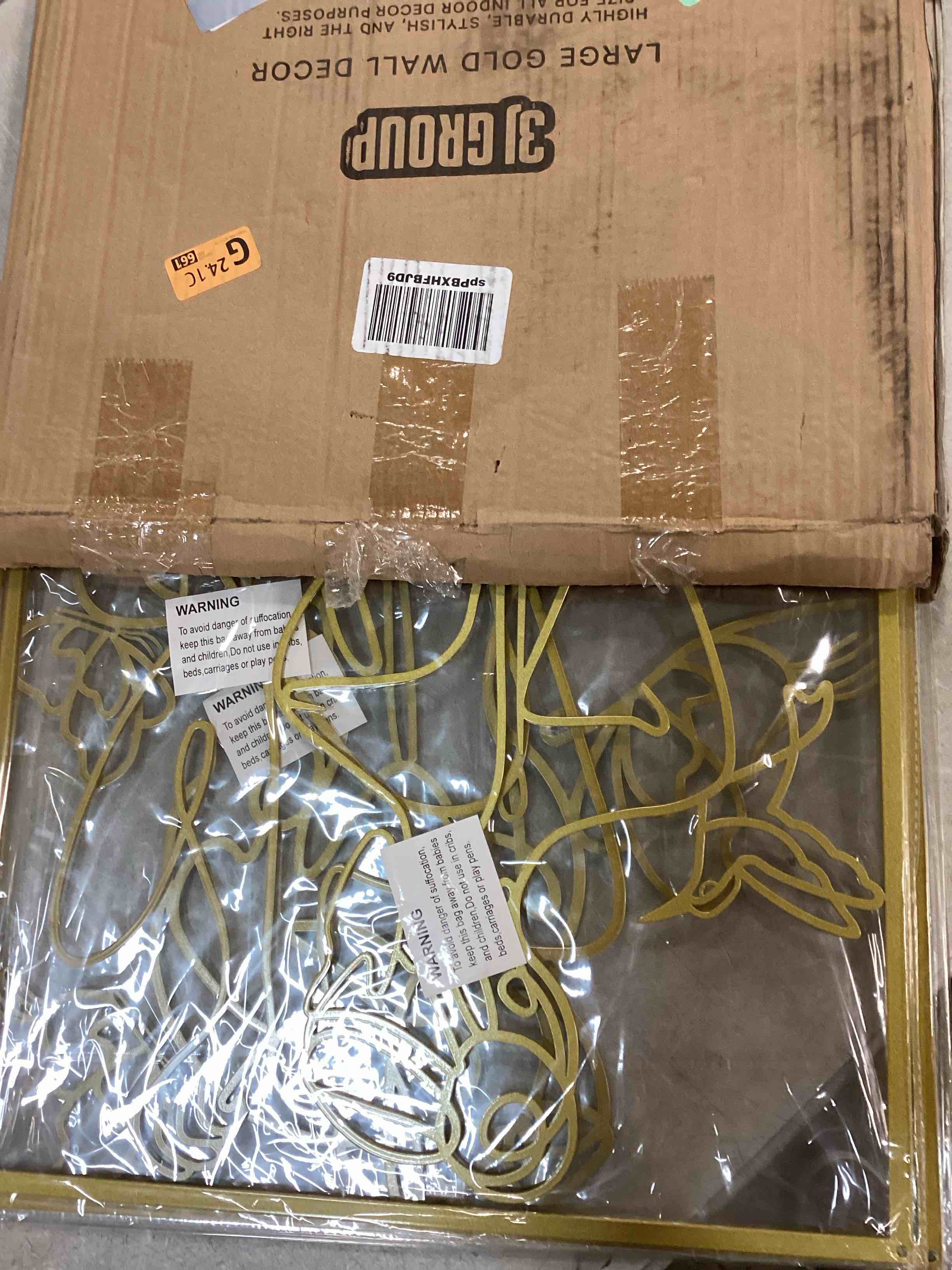 https://s3.amazonaws.com/lotting-images-prod/bidfta/TEA0009715_1724098233913.jpeg