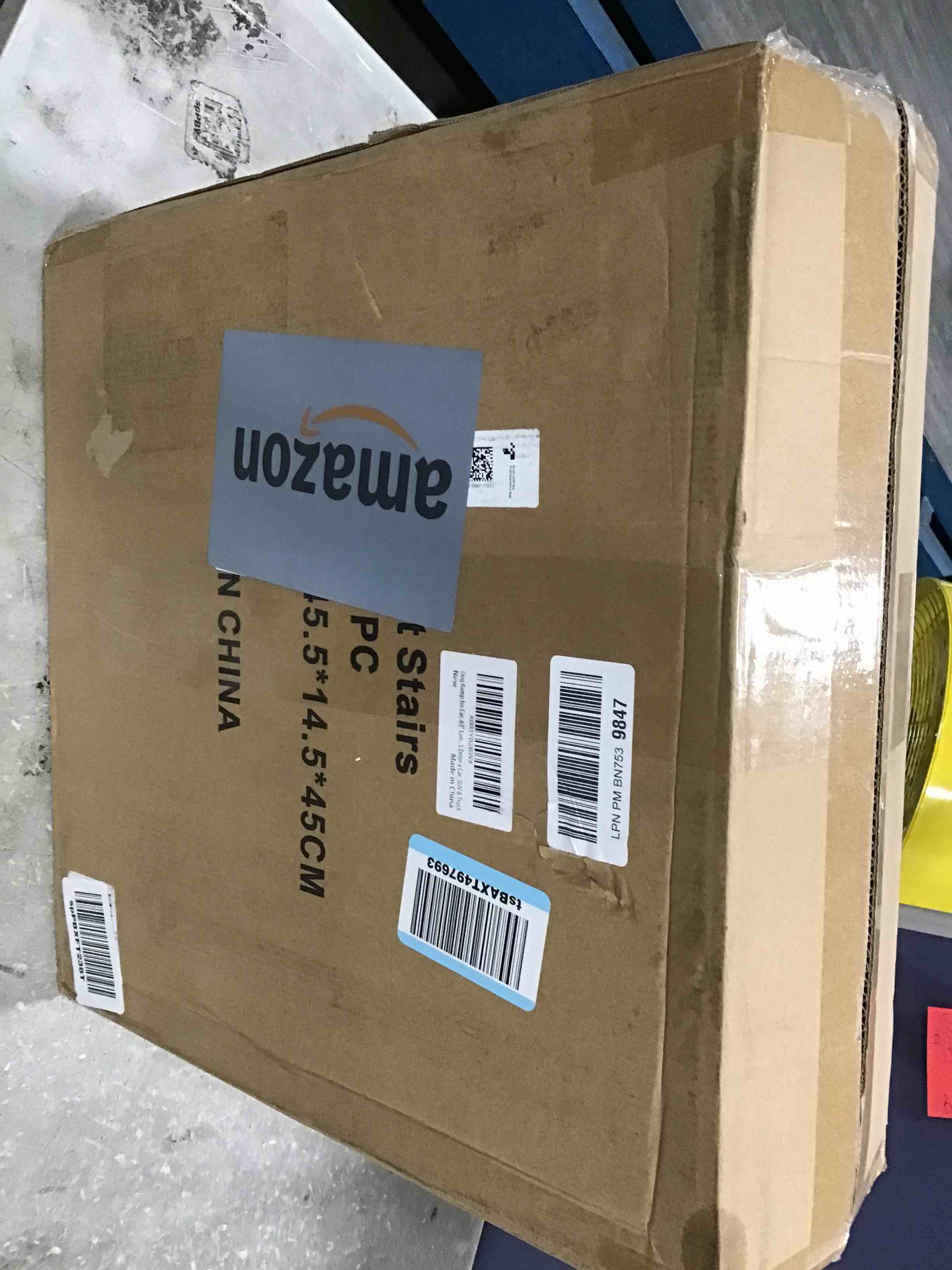 https://s3.amazonaws.com/lotting-images-prod/bidfta/TEA0010669_1724121497589.jpeg