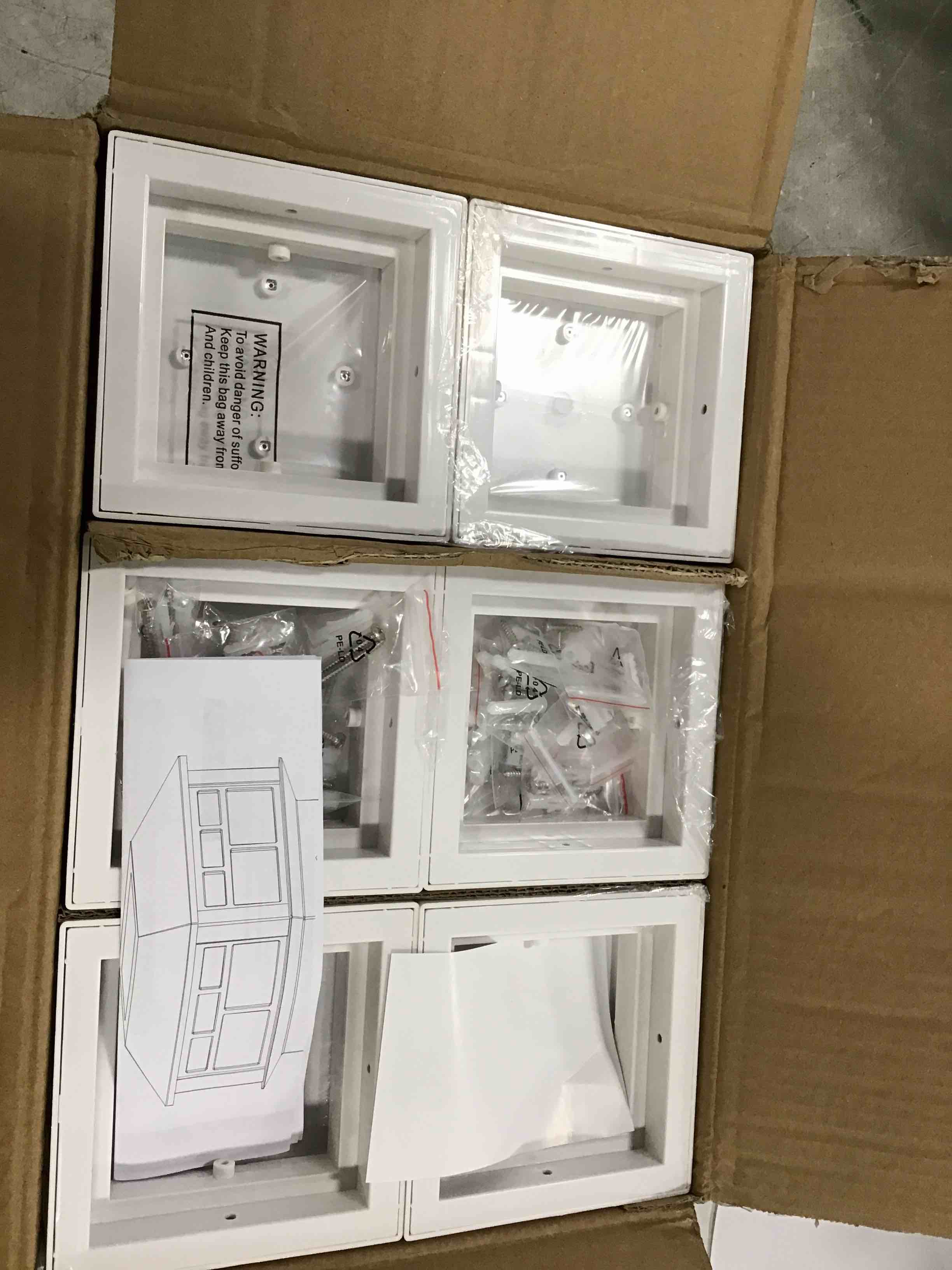 https://s3.amazonaws.com/lotting-images-prod/bidfta/TEA0010877_1723859977036.jpeg
