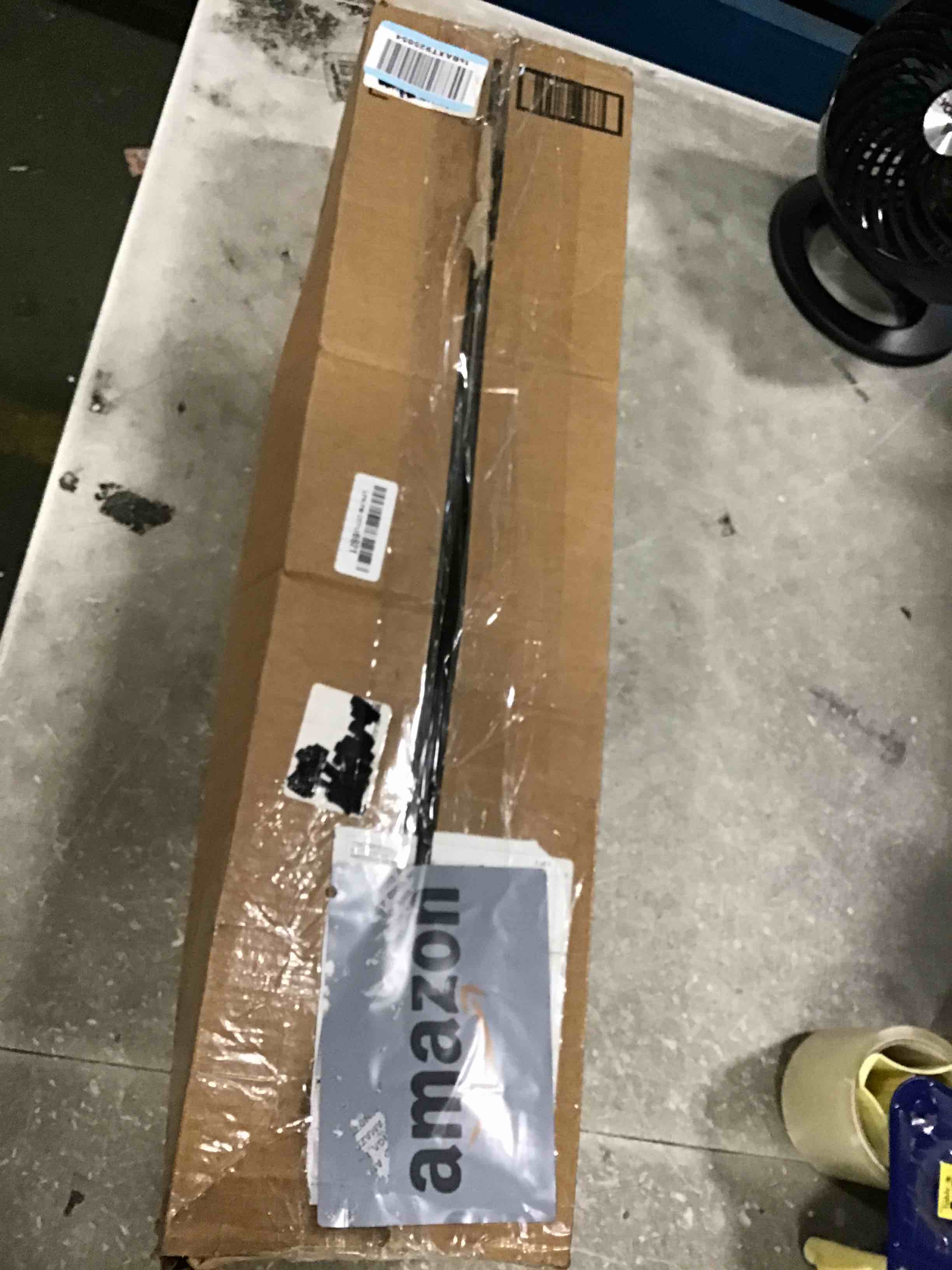 https://s3.amazonaws.com/lotting-images-prod/bidfta/TEA0011881_1723088154177.jpeg