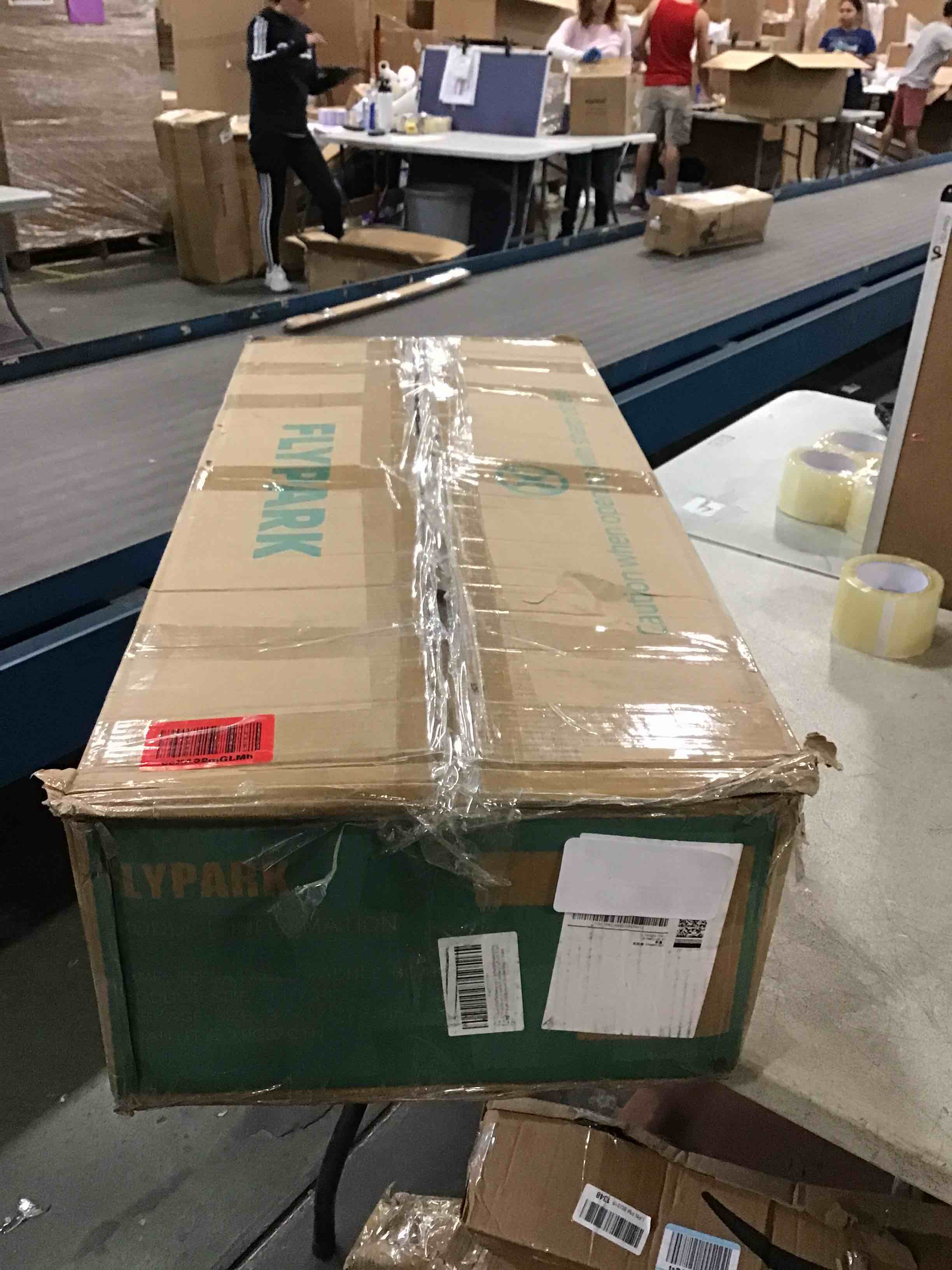 https://s3.amazonaws.com/lotting-images-prod/bidfta/TEA0014305_1728703444269.jpeg