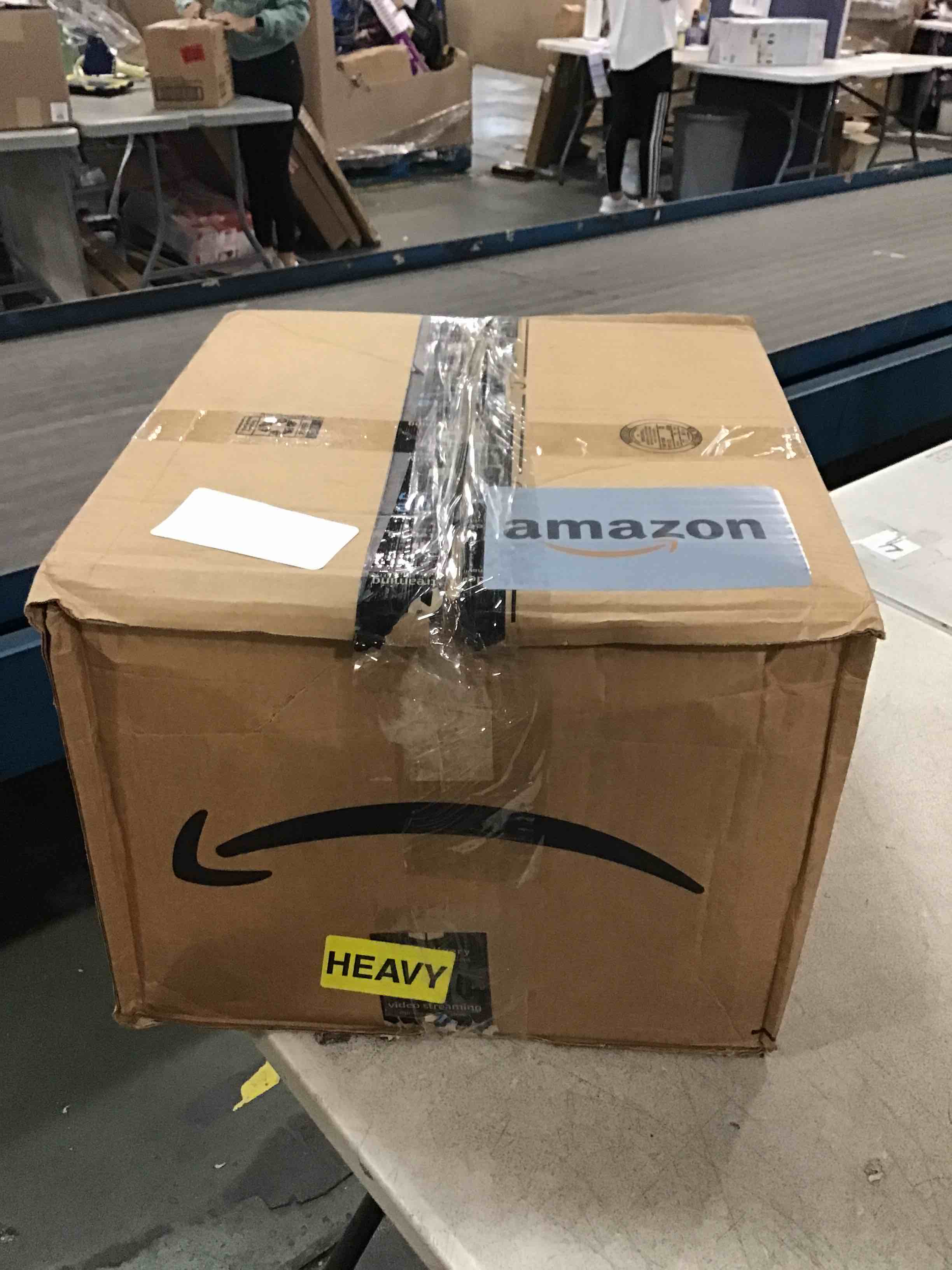 https://s3.amazonaws.com/lotting-images-prod/bidfta/TEA0014410_1728686040718.jpeg