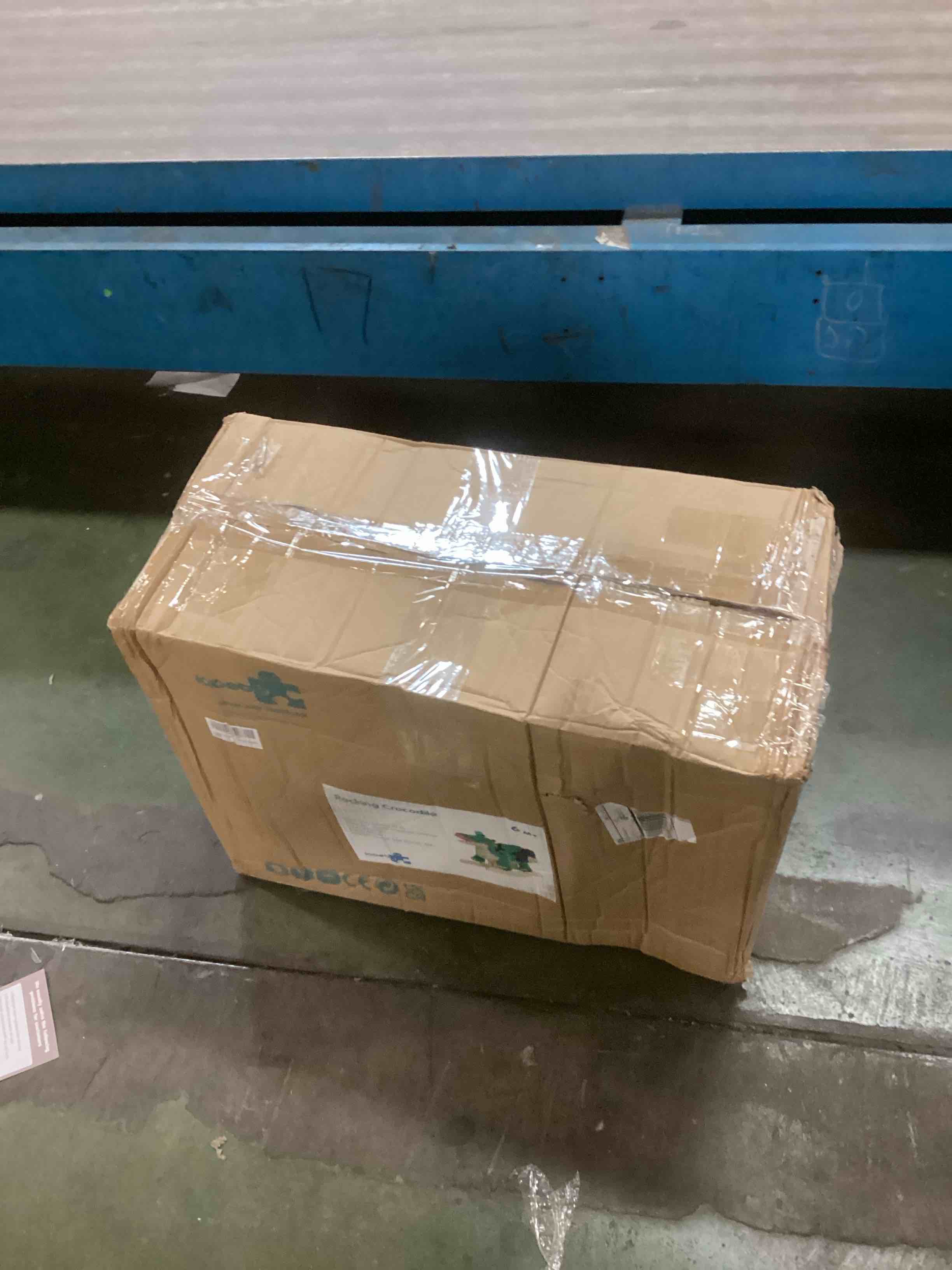 https://s3.amazonaws.com/lotting-images-prod/bidfta/TEA0014559_1728611247000.jpeg