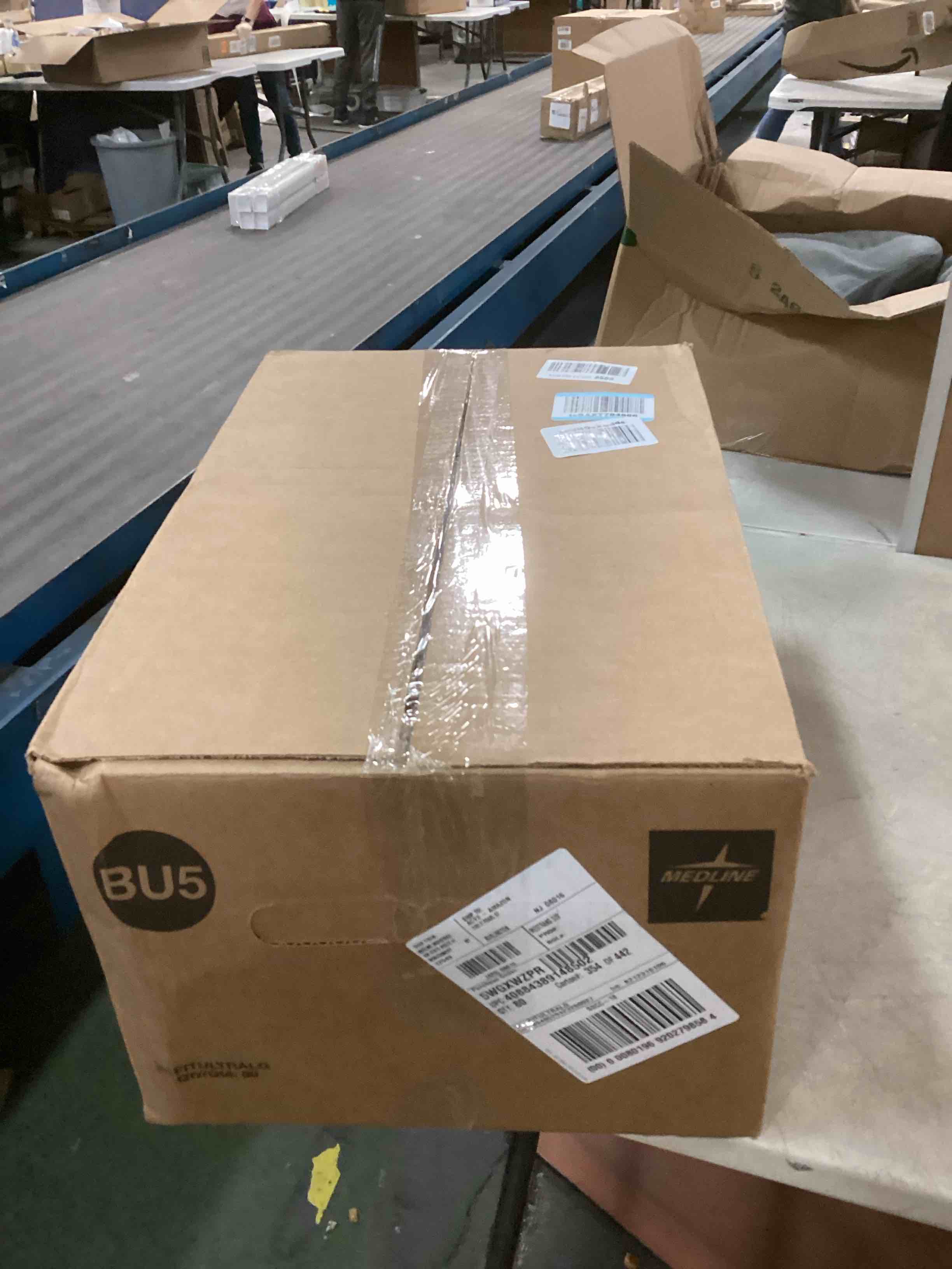 https://s3.amazonaws.com/lotting-images-prod/bidfta/TEA0014696_1728535854735.jpeg