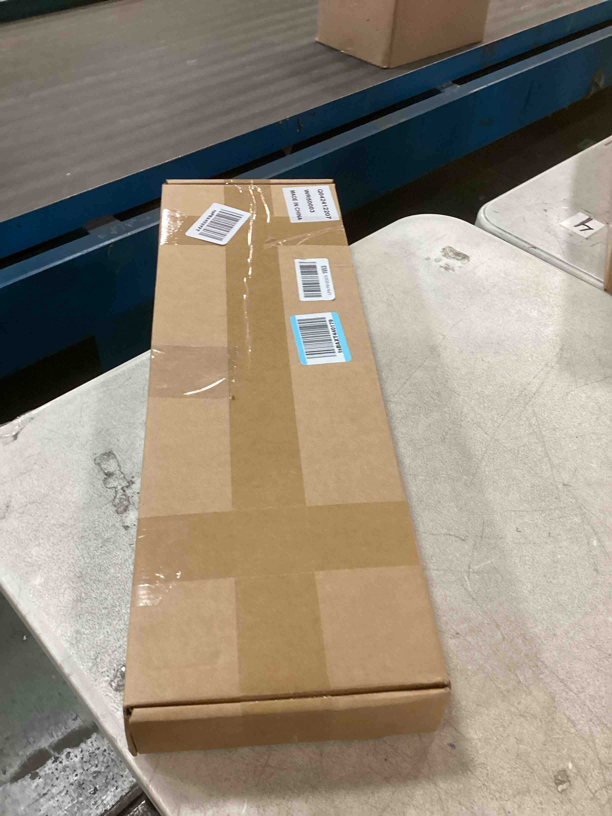 https://s3.amazonaws.com/lotting-images-prod/bidfta/TEA0014707_1728534579252.jpeg