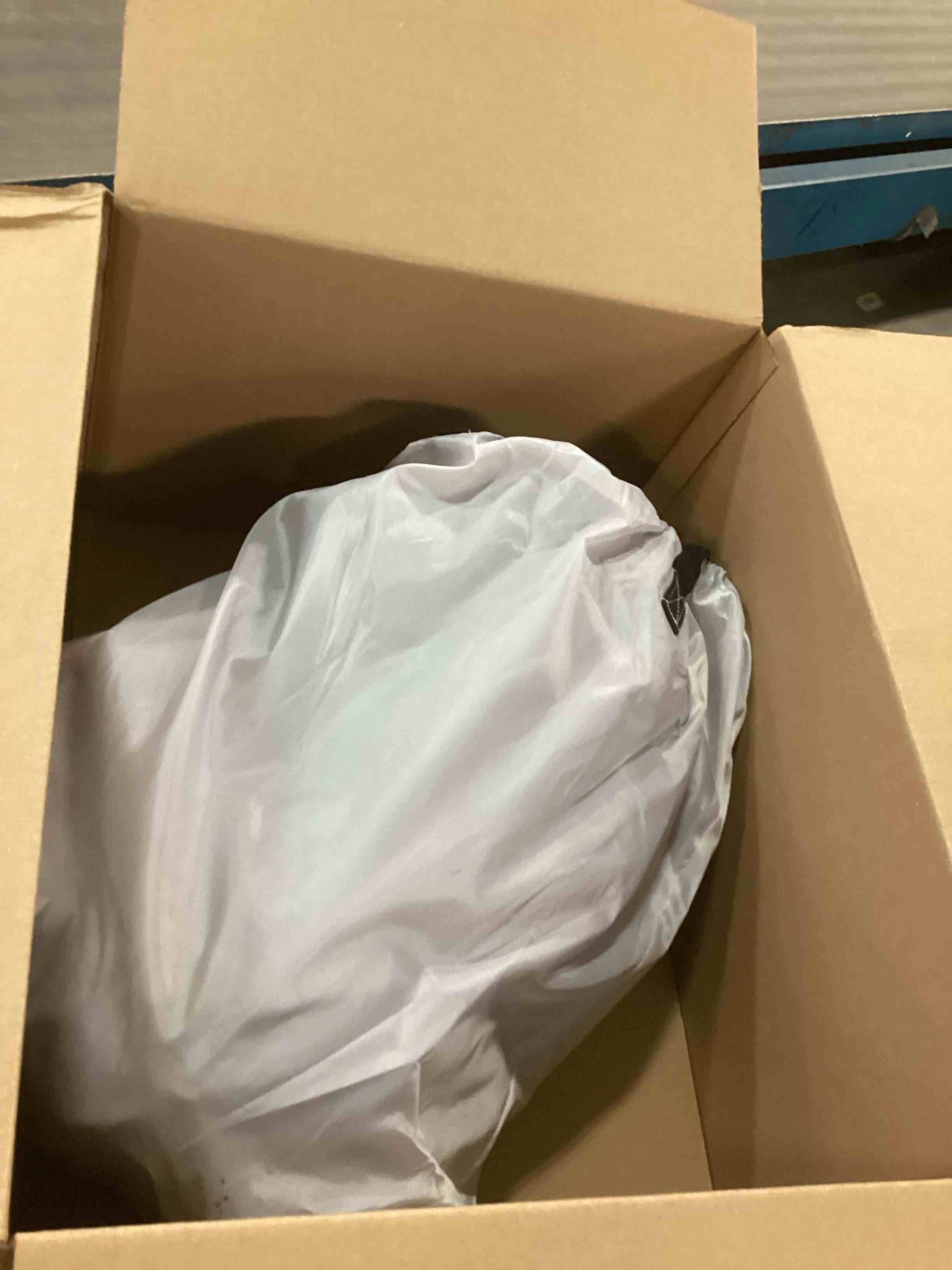 https://s3.amazonaws.com/lotting-images-prod/bidfta/TEA0014864_1728513626697.jpeg