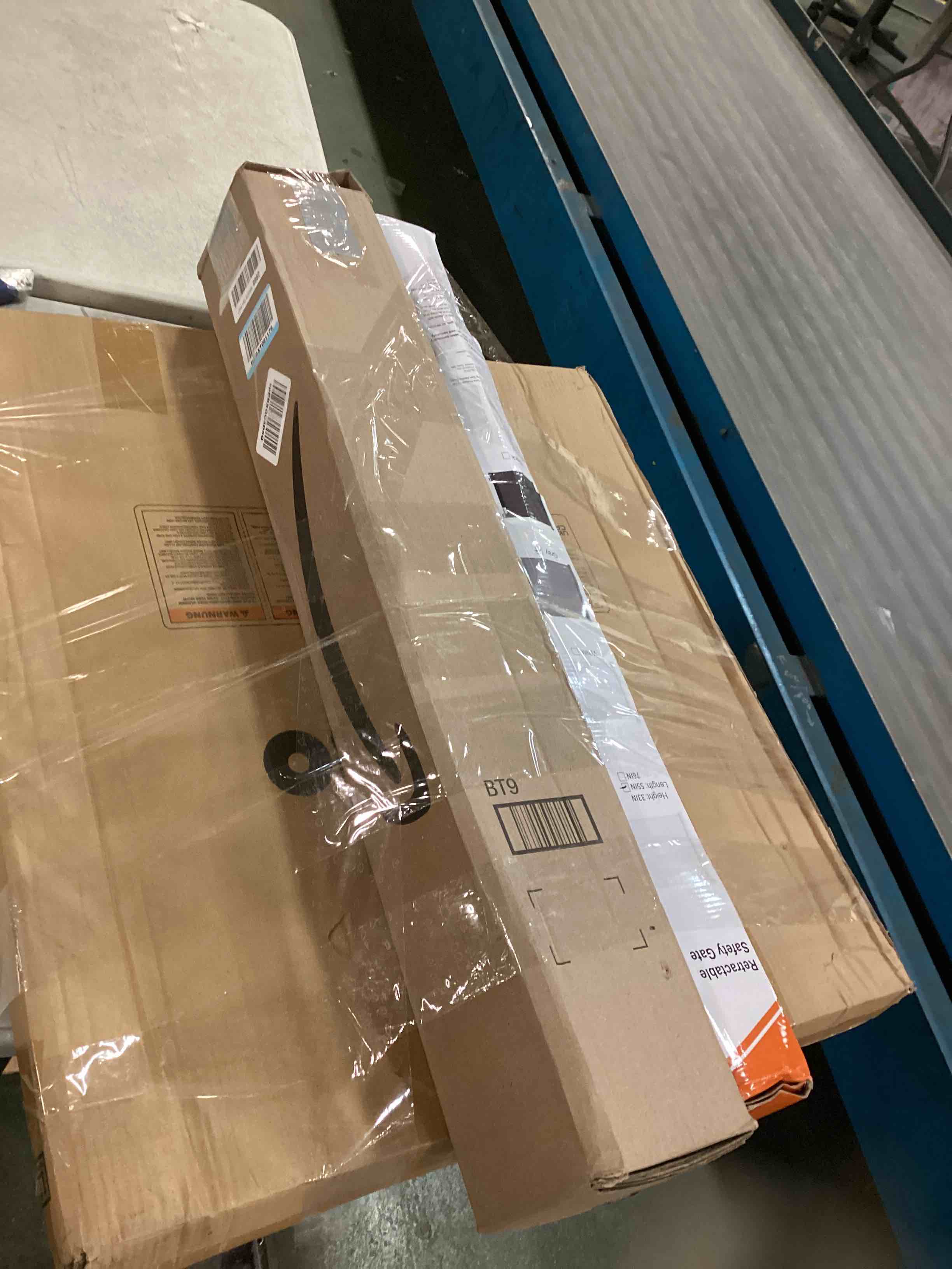 https://s3.amazonaws.com/lotting-images-prod/bidfta/TEA0015831_1723176963388.jpeg