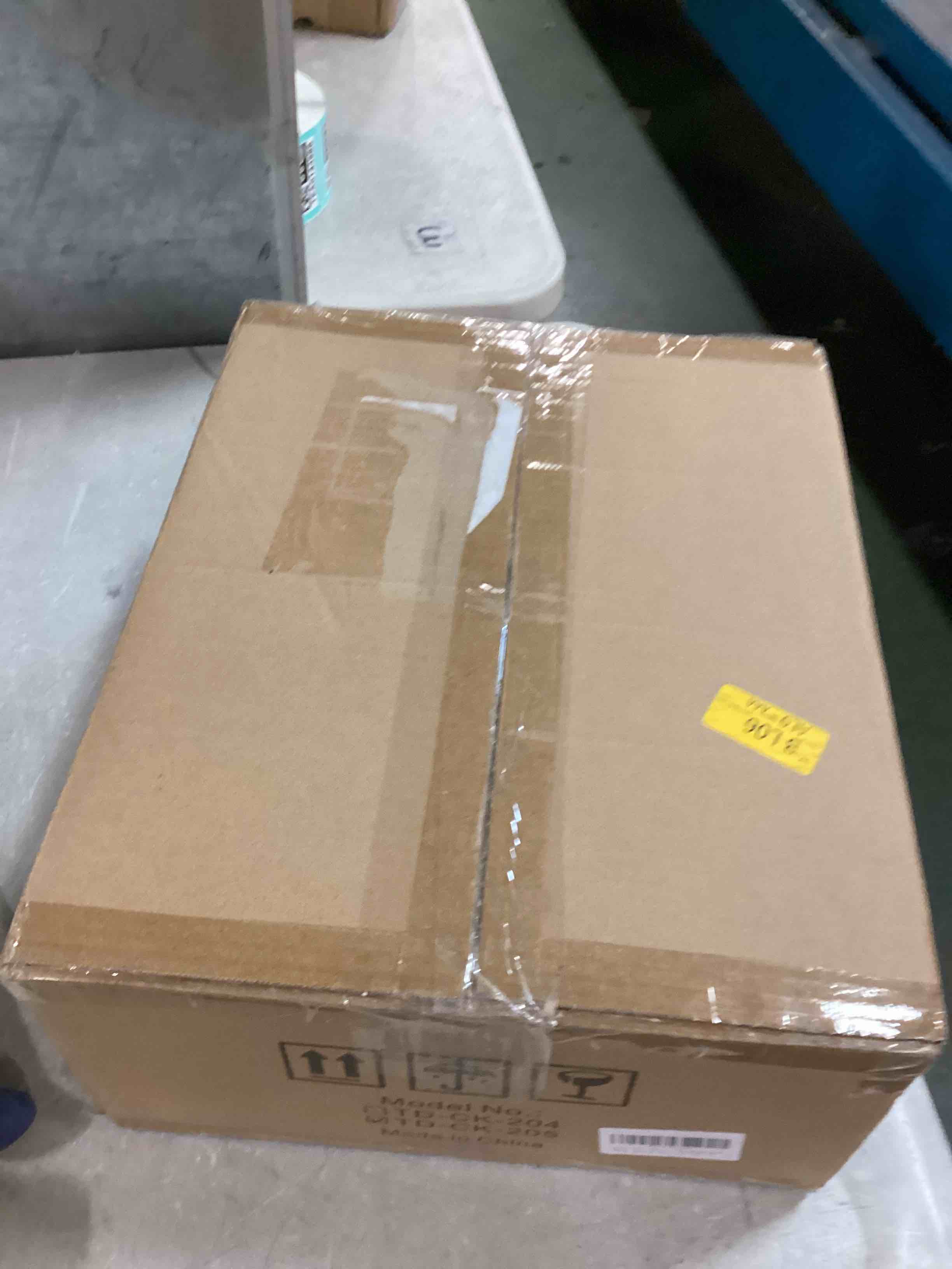 https://s3.amazonaws.com/lotting-images-prod/bidfta/TEA0015981_1723093224123.jpeg