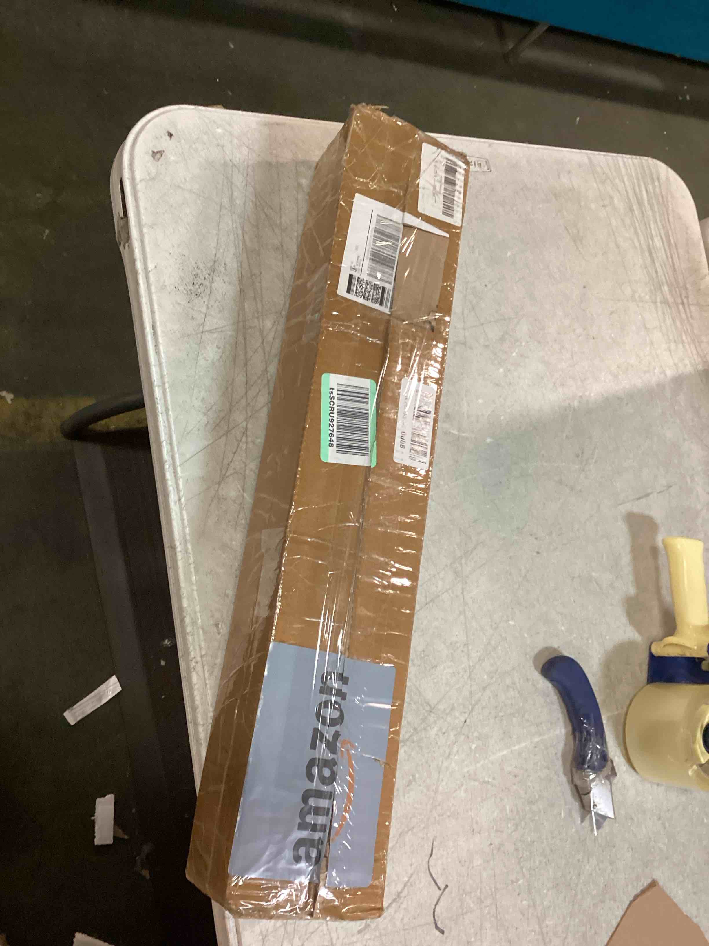 https://s3.amazonaws.com/lotting-images-prod/bidfta/TEA0016933_1724206730383.jpeg