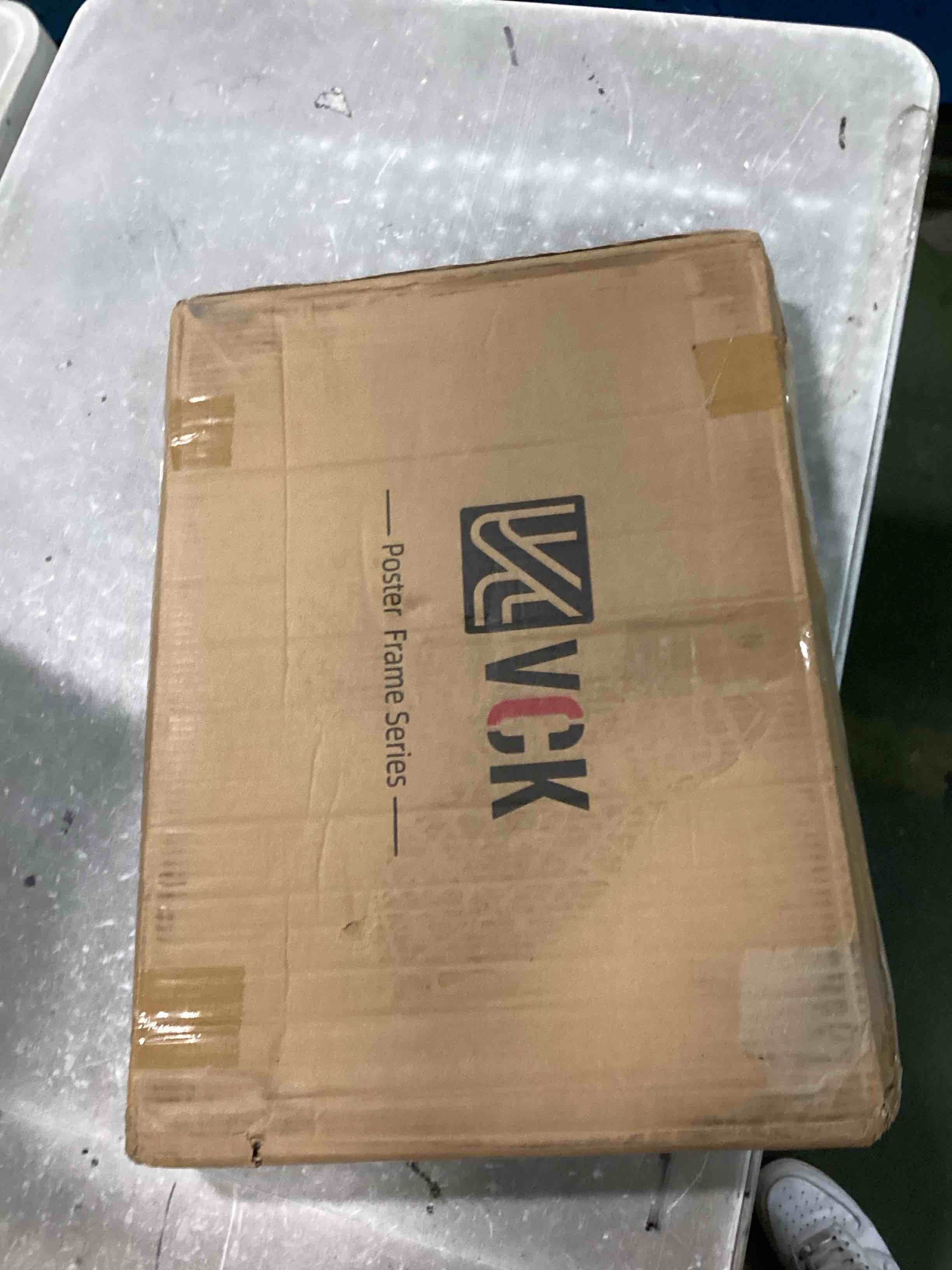 https://s3.amazonaws.com/lotting-images-prod/bidfta/TEA0017044_1724129235080.jpeg