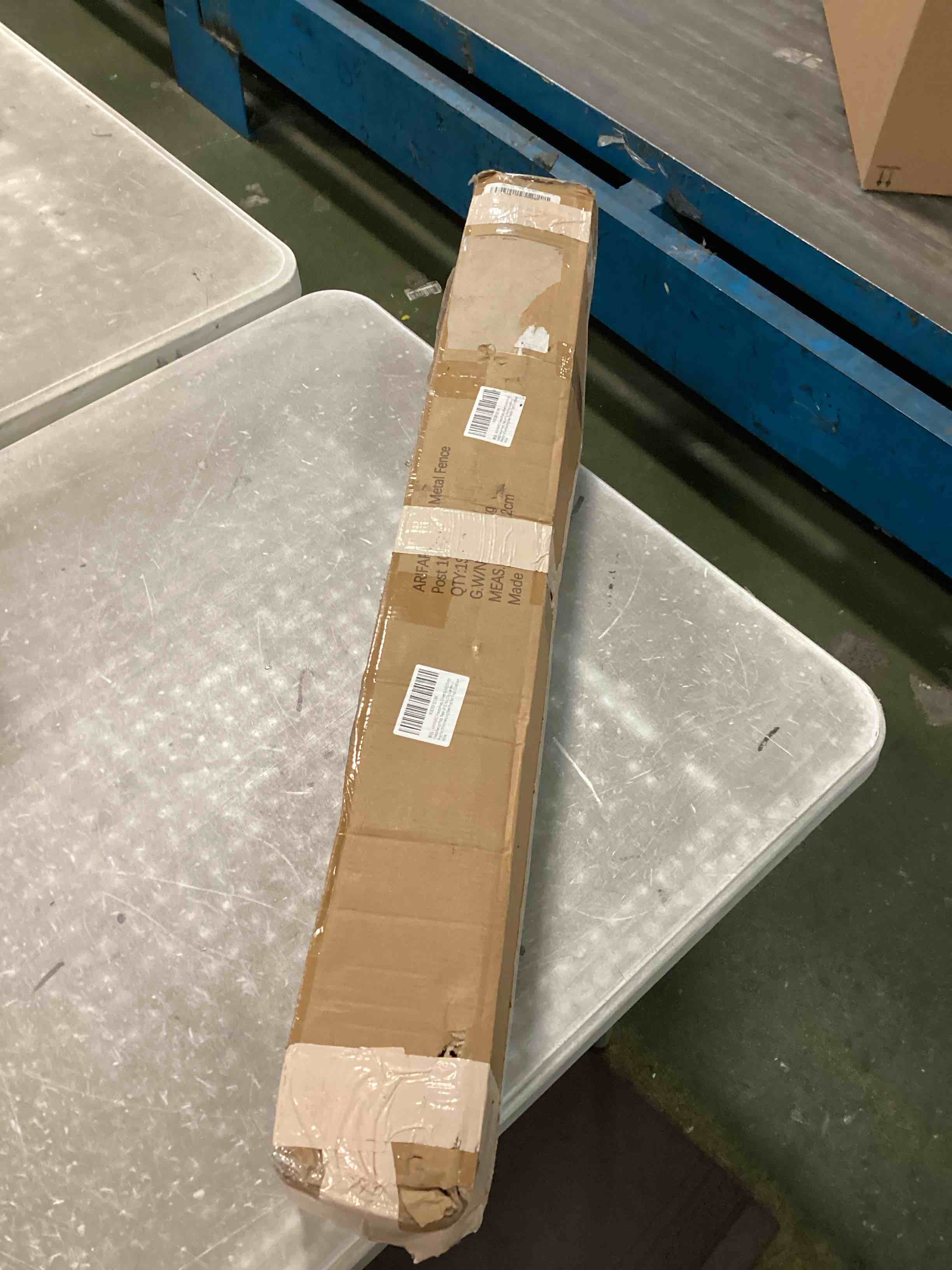 https://s3.amazonaws.com/lotting-images-prod/bidfta/TEA0017824_1723169546894.jpeg
