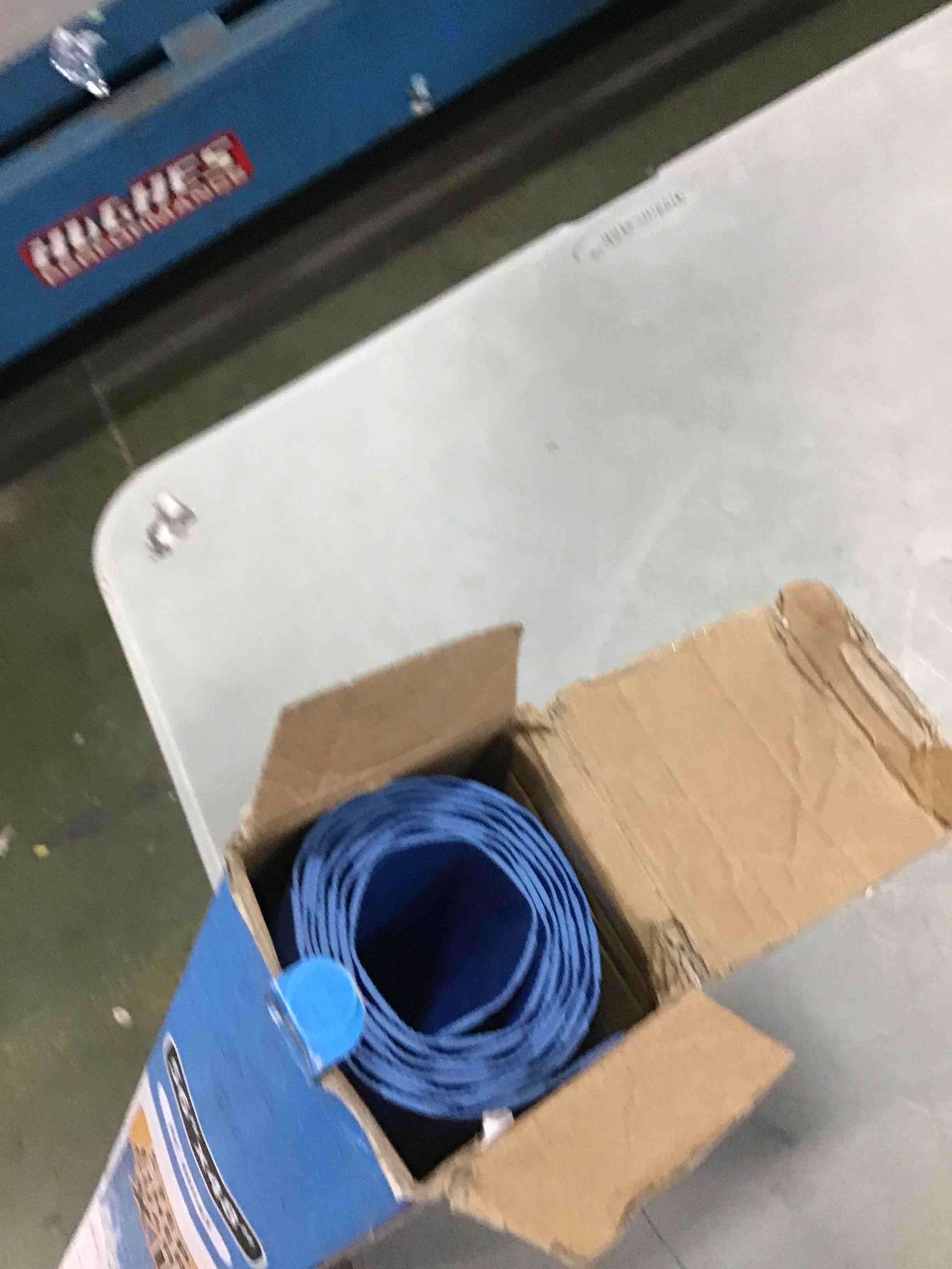https://s3.amazonaws.com/lotting-images-prod/bidfta/TEA0018179_1723734141630.jpeg