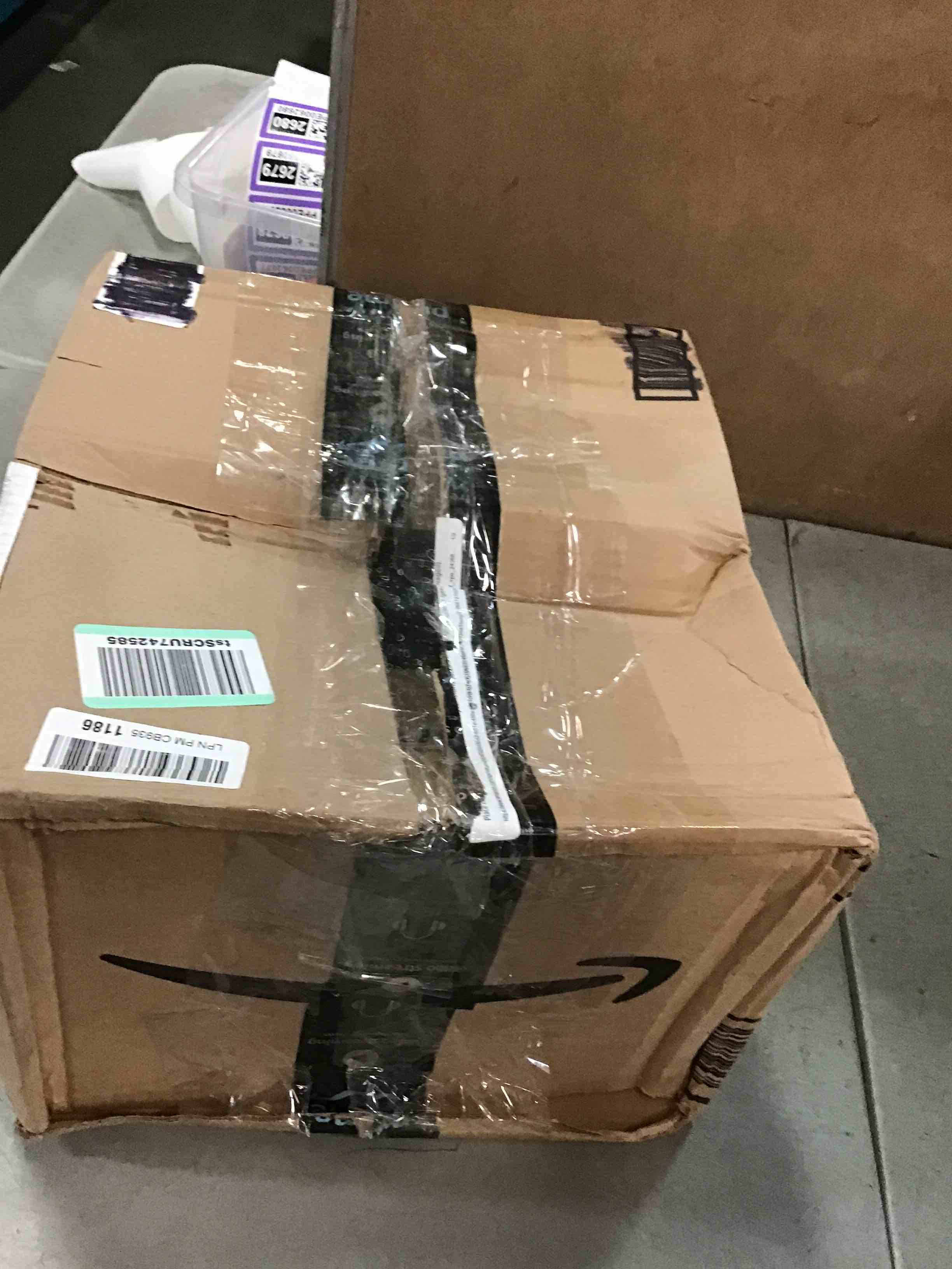 https://s3.amazonaws.com/lotting-images-prod/bidfta/TEA0018285_1723665430494.jpeg