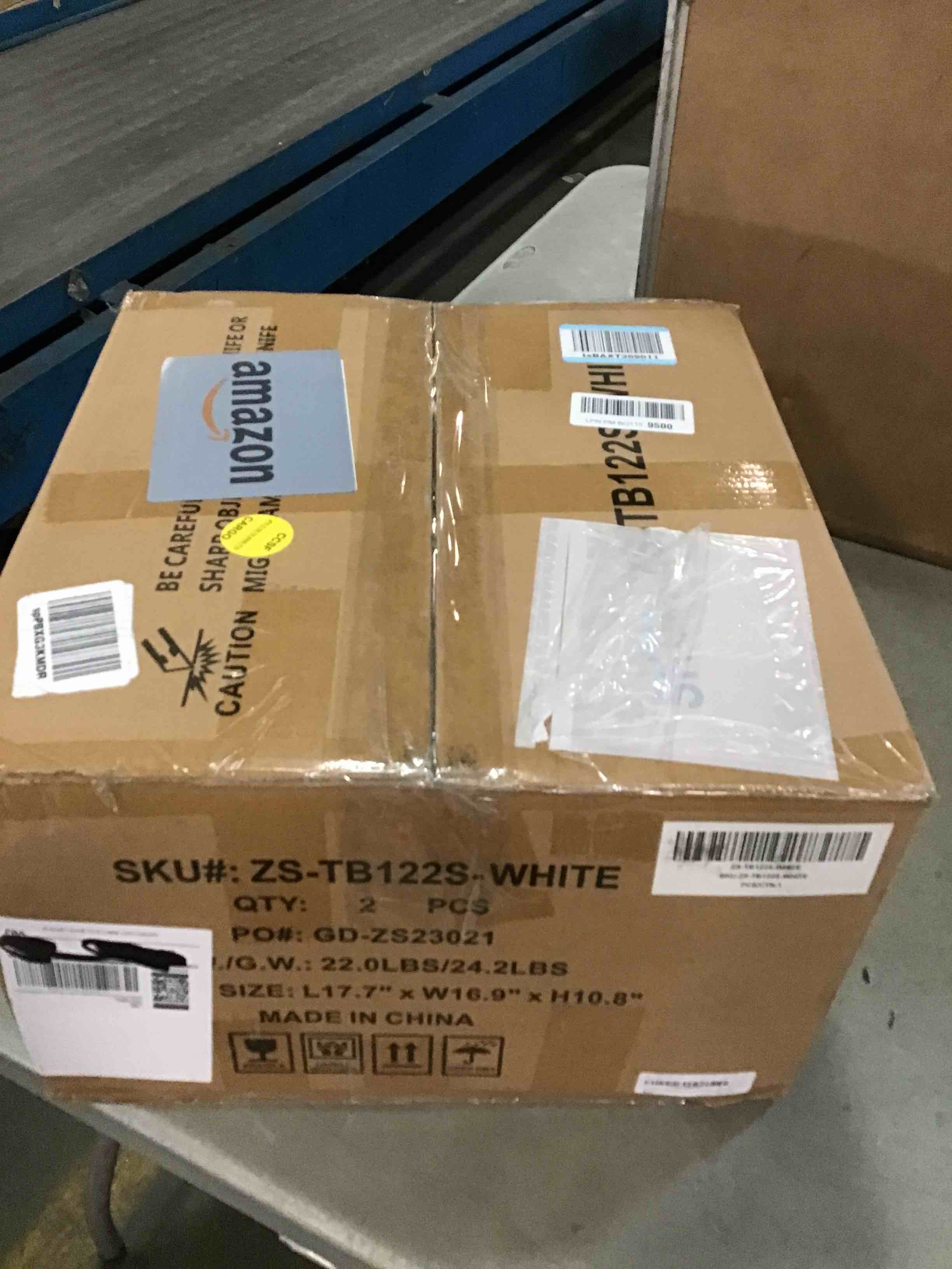 https://s3.amazonaws.com/lotting-images-prod/bidfta/TEA0018504_1723637741914.jpeg