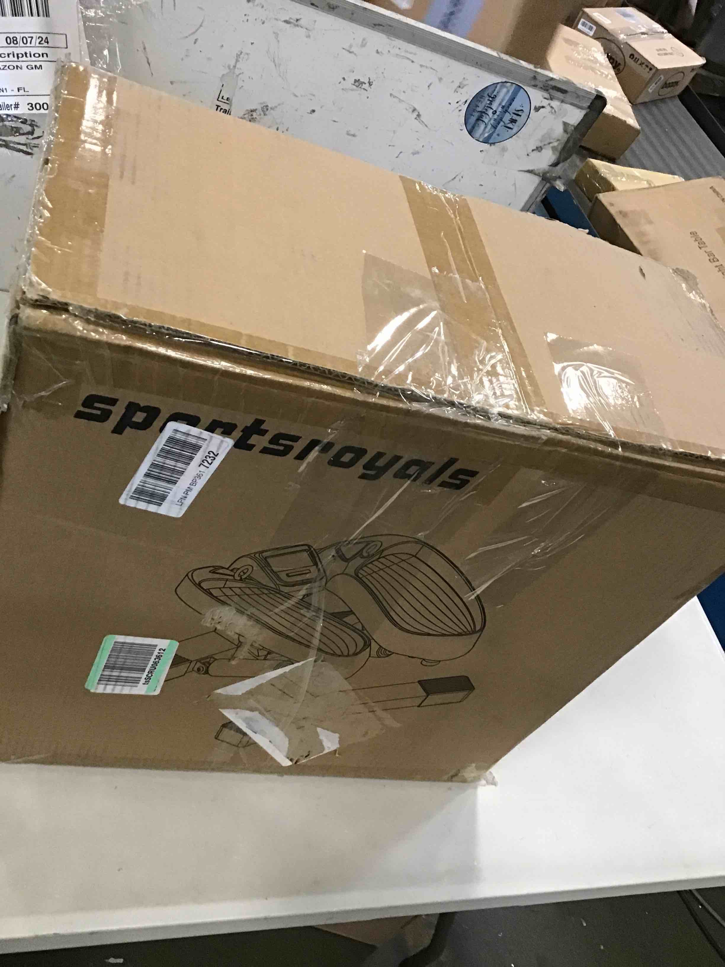 https://s3.amazonaws.com/lotting-images-prod/bidfta/TEA0018867_1723477375813.jpeg