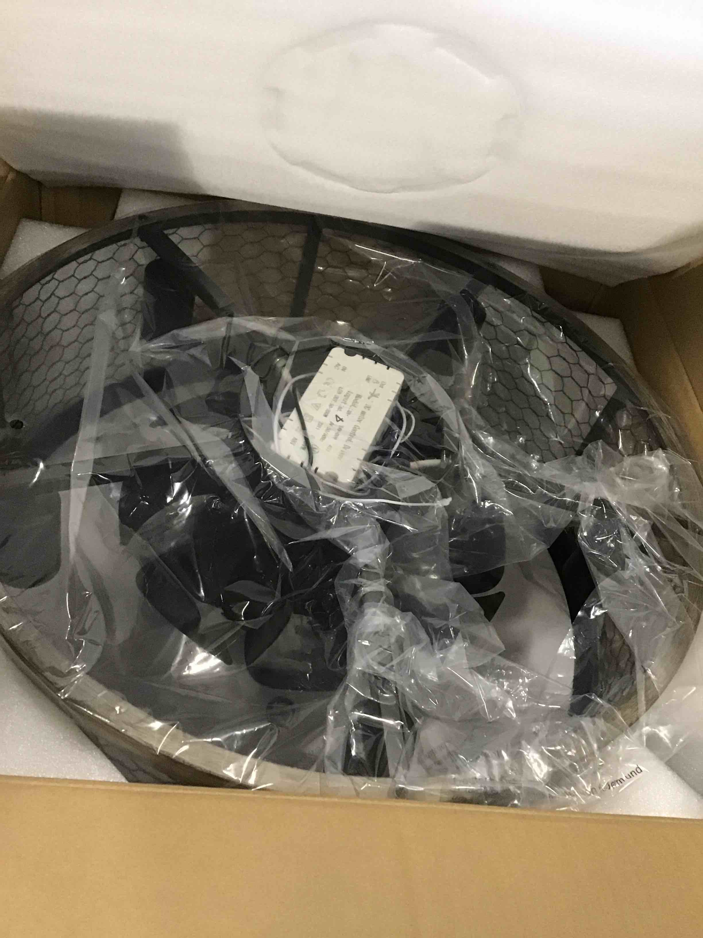 https://s3.amazonaws.com/lotting-images-prod/bidfta/TEA0018918_1723469596951.jpeg