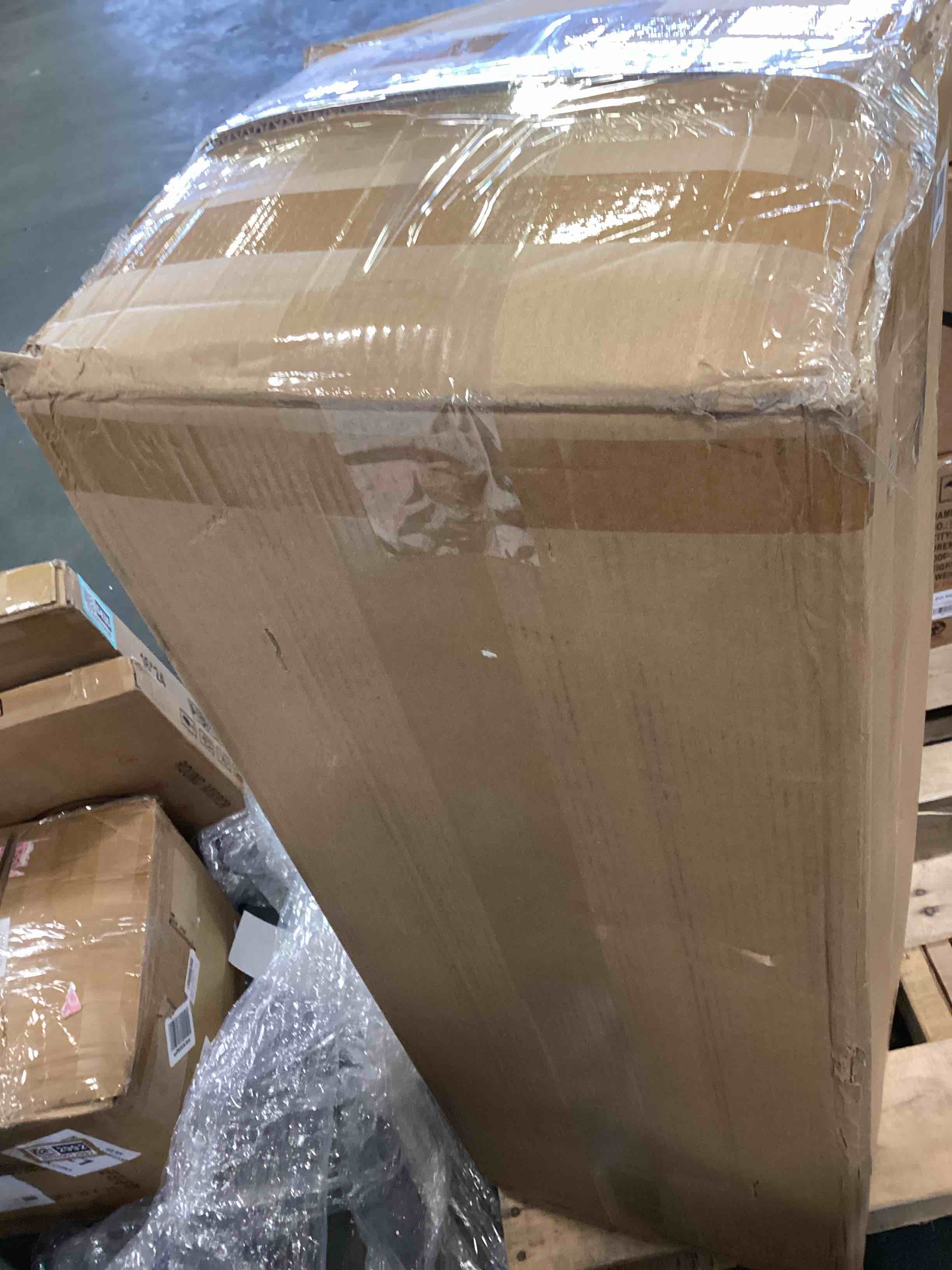 https://s3.amazonaws.com/lotting-images-prod/bidfta/TEA0020418_1724784610035.jpeg
