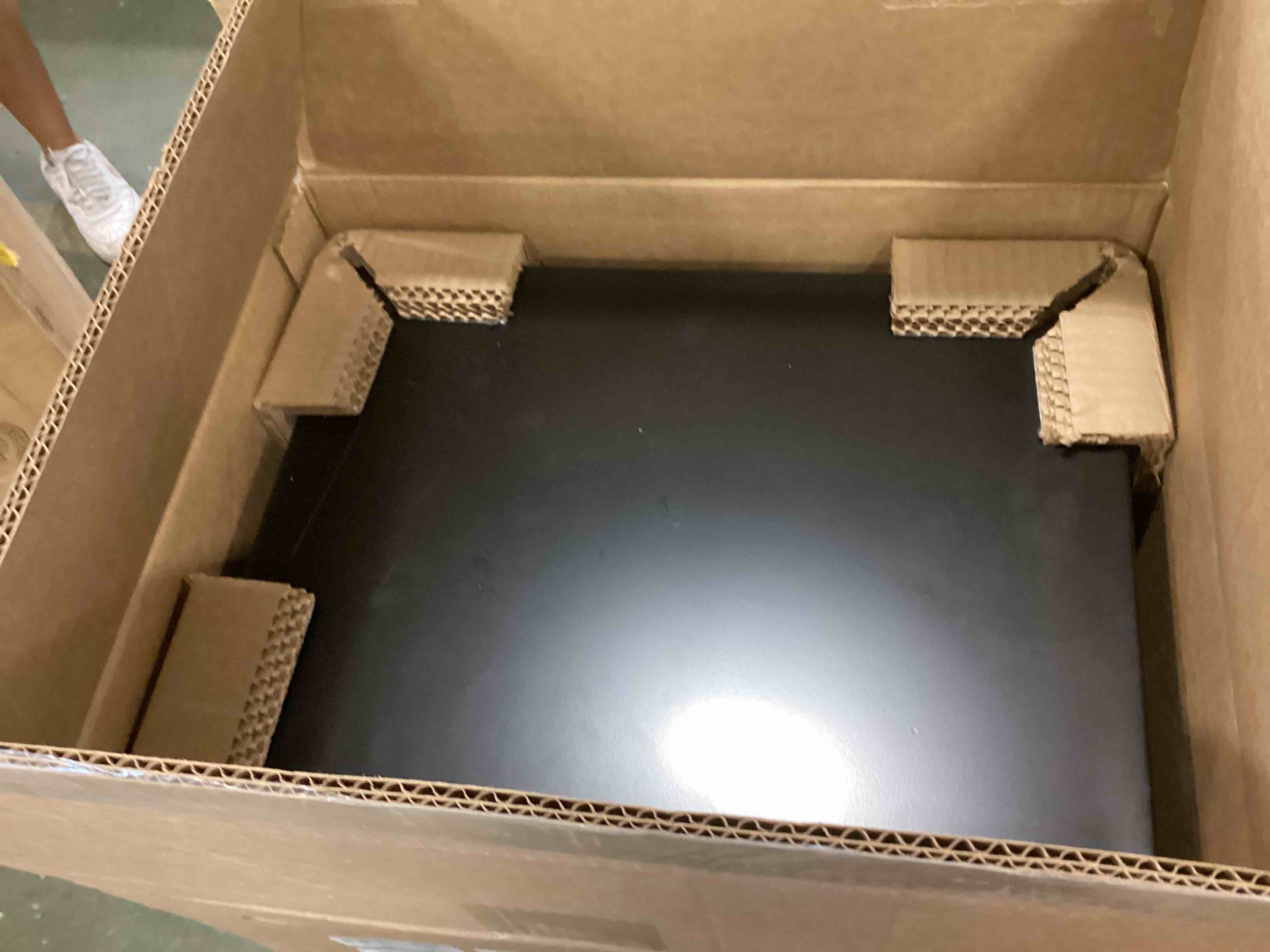 https://s3.amazonaws.com/lotting-images-prod/bidfta/TEA0020421_1724784231857.jpeg