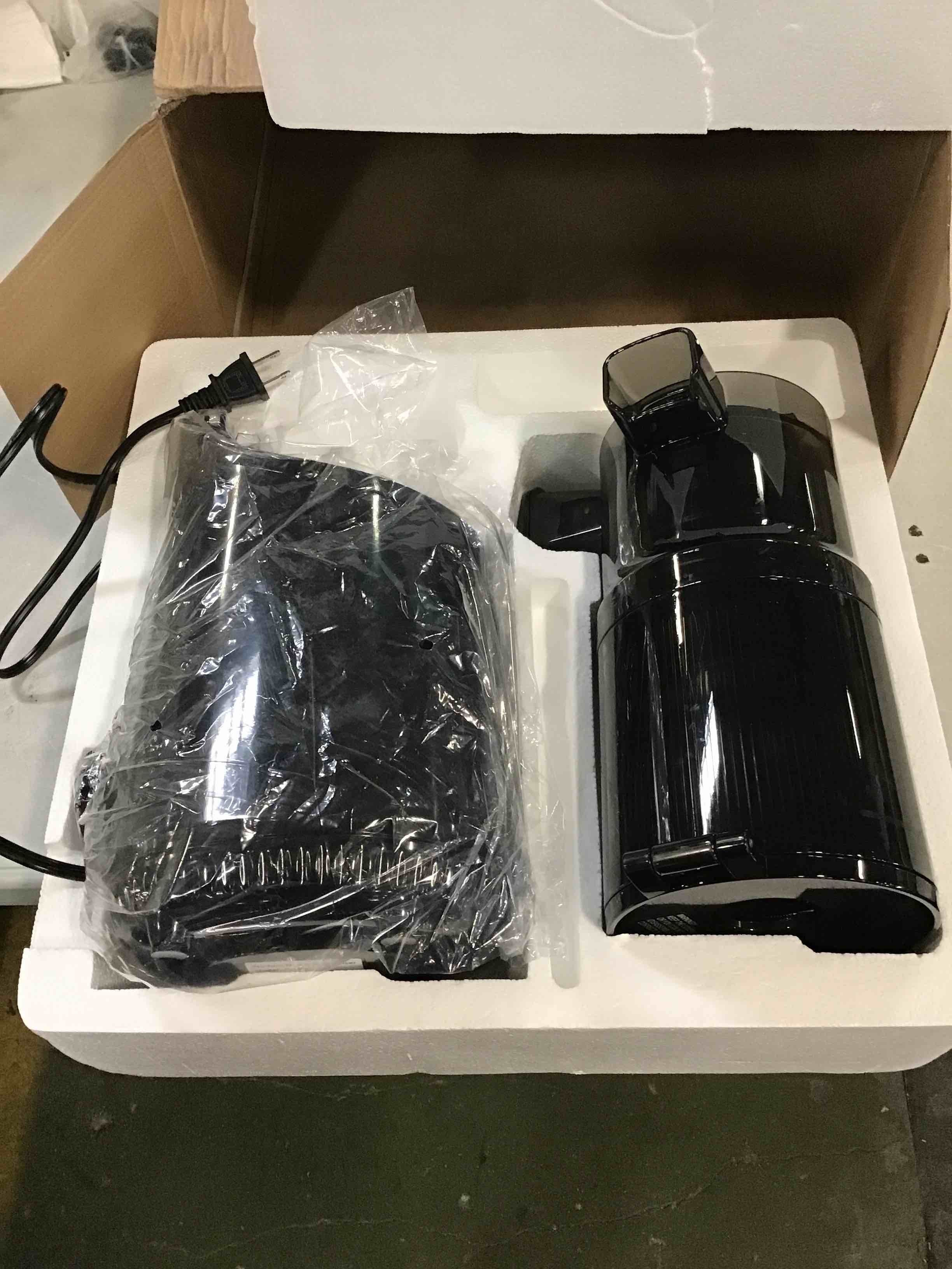 https://s3.amazonaws.com/lotting-images-prod/bidfta/TEA0021661_1723833481009.jpeg