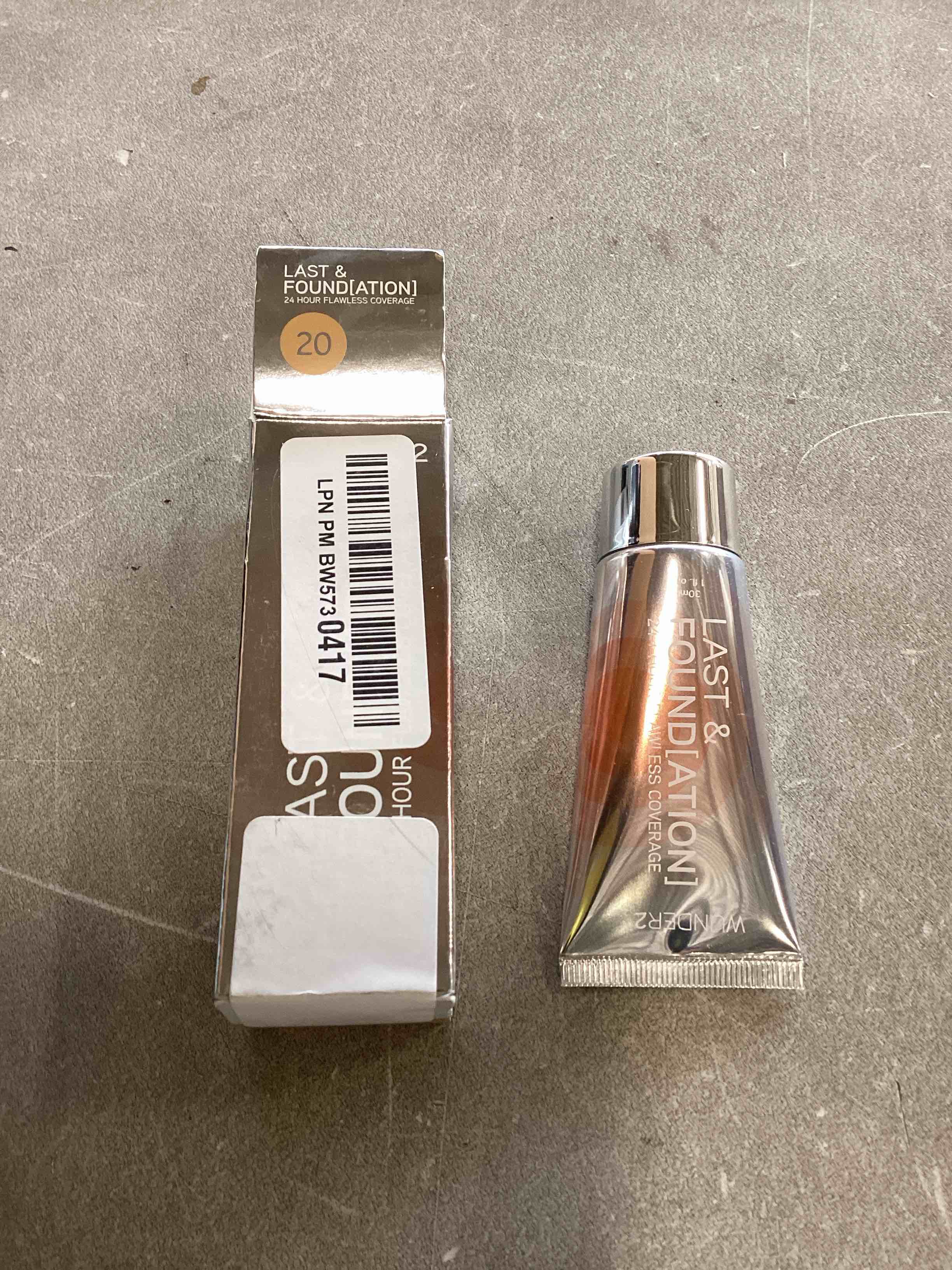 https://s3.amazonaws.com/lotting-images-prod/bidfta/TEA0023801_1723638480583.jpeg