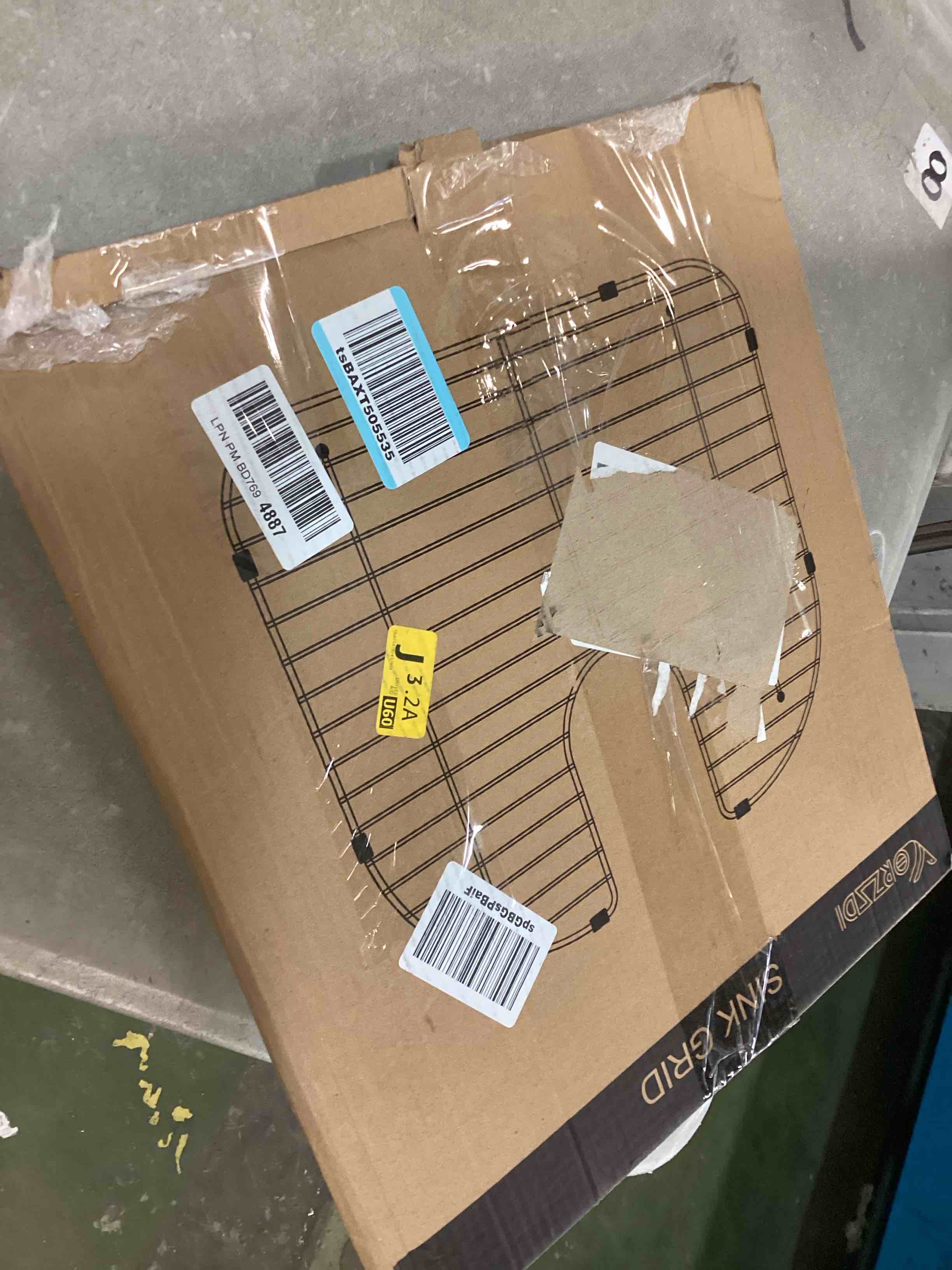 https://s3.amazonaws.com/lotting-images-prod/bidfta/TEA0026896_1725039791049.jpeg