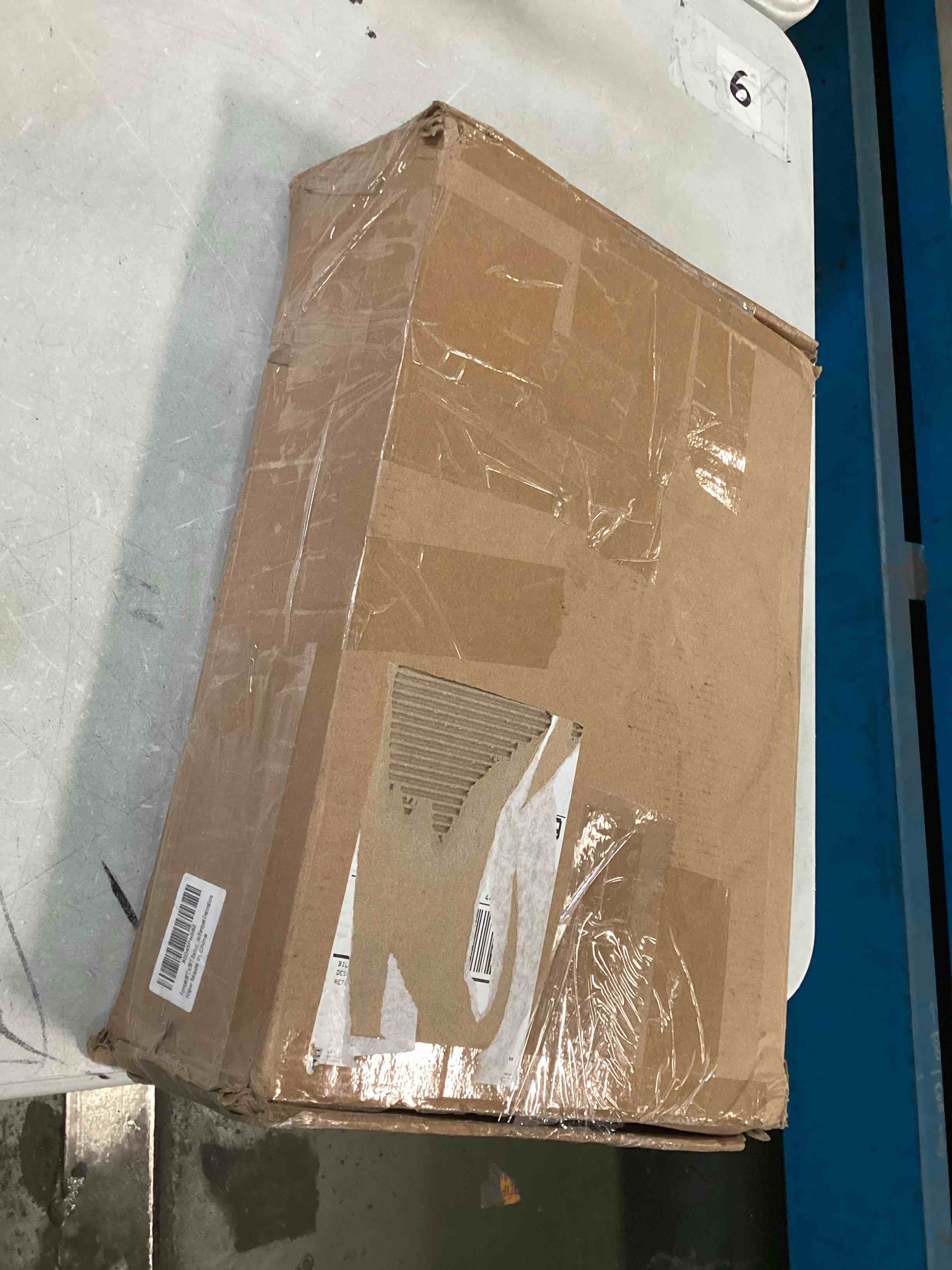 https://s3.amazonaws.com/lotting-images-prod/bidfta/TEA0027336_1724868185209.jpeg